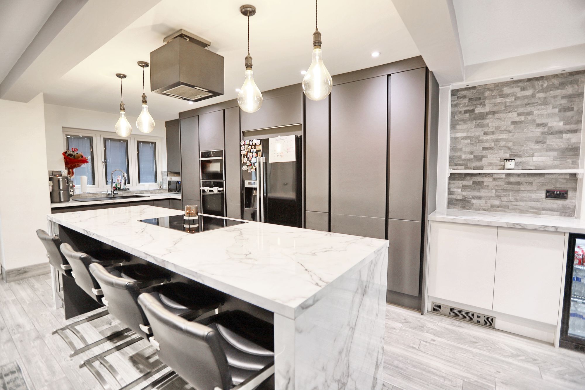 Images for Little Green View, Middleton, M24