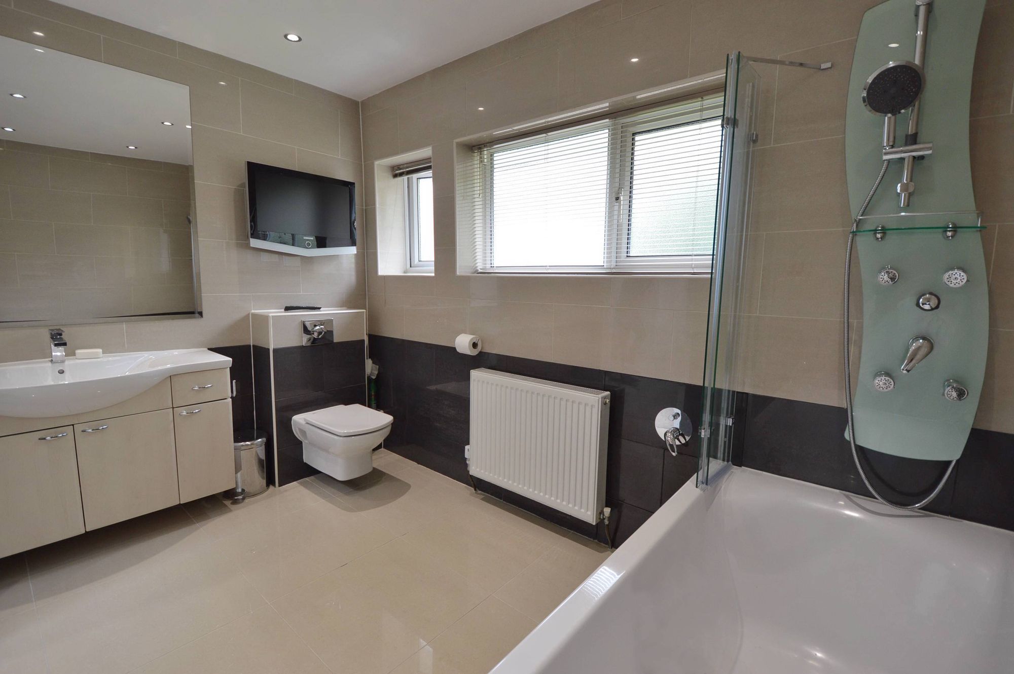 Images for Park Lane, Whitefield, M45