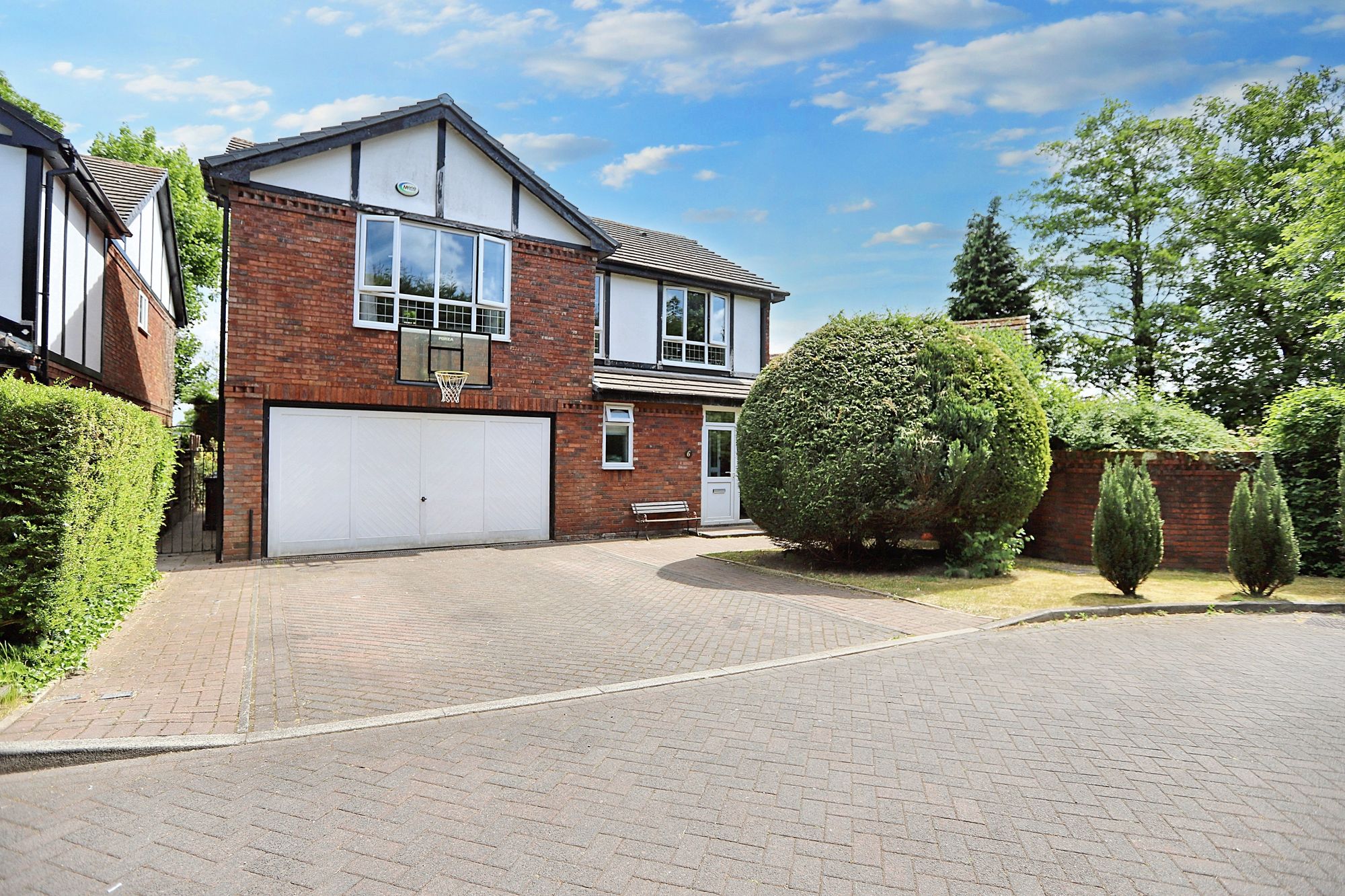 Images for The Spinney, Whitefield, M45