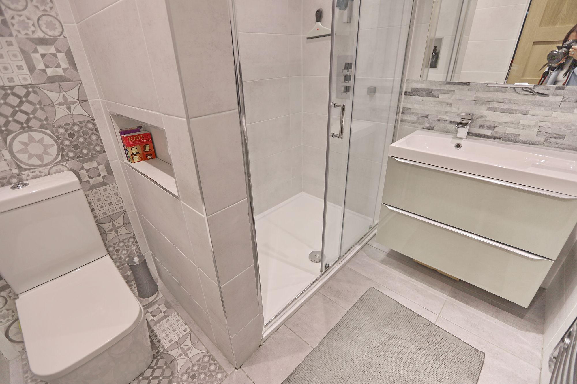 Images for The Spinney, Whitefield, M45