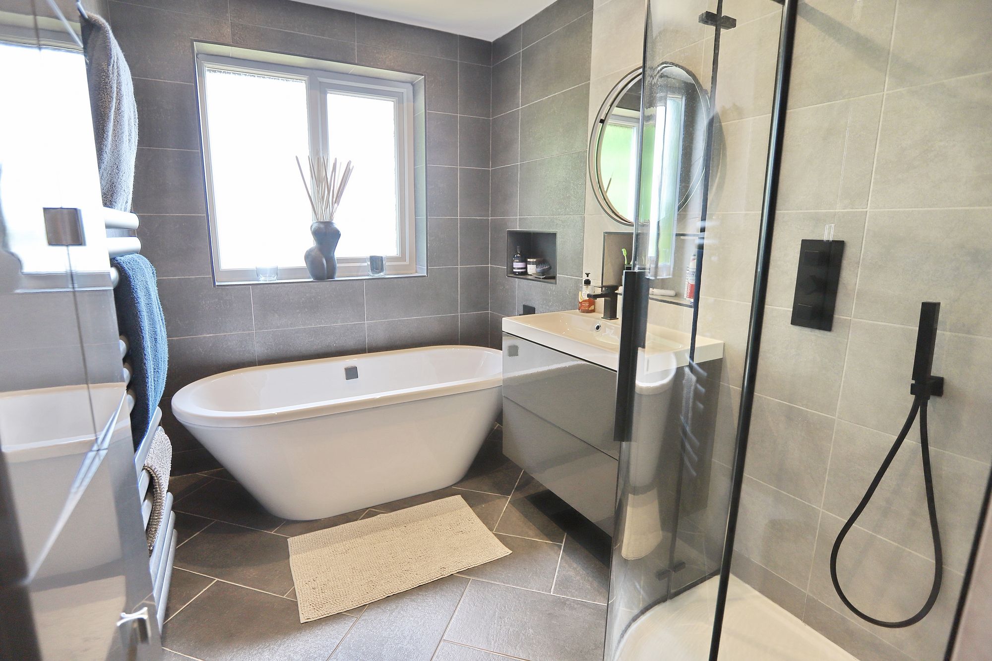 Images for The Spinney, Whitefield, M45
