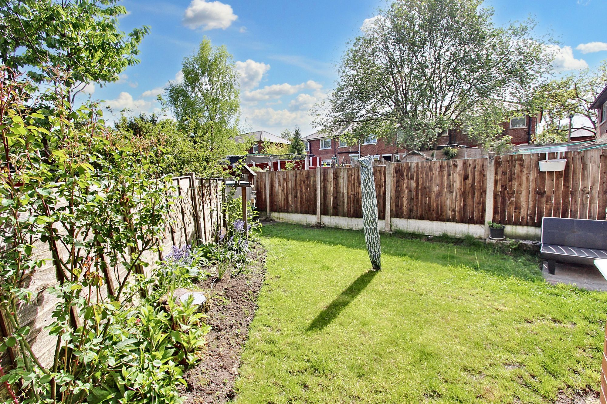 Images for Argyle Avenue, Whitefield, M45