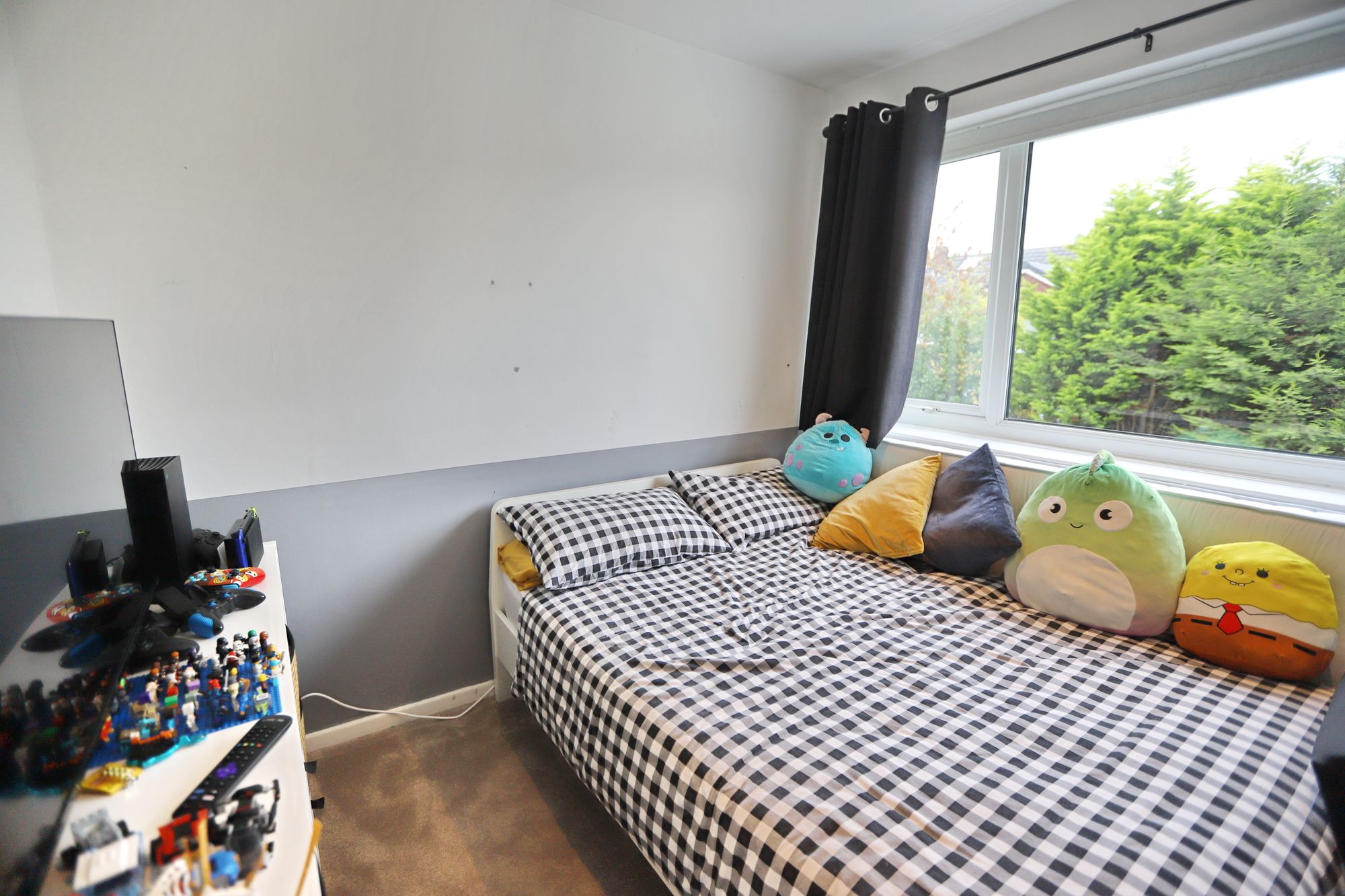 Images for Lindrick Avenue, Whitefield, M45