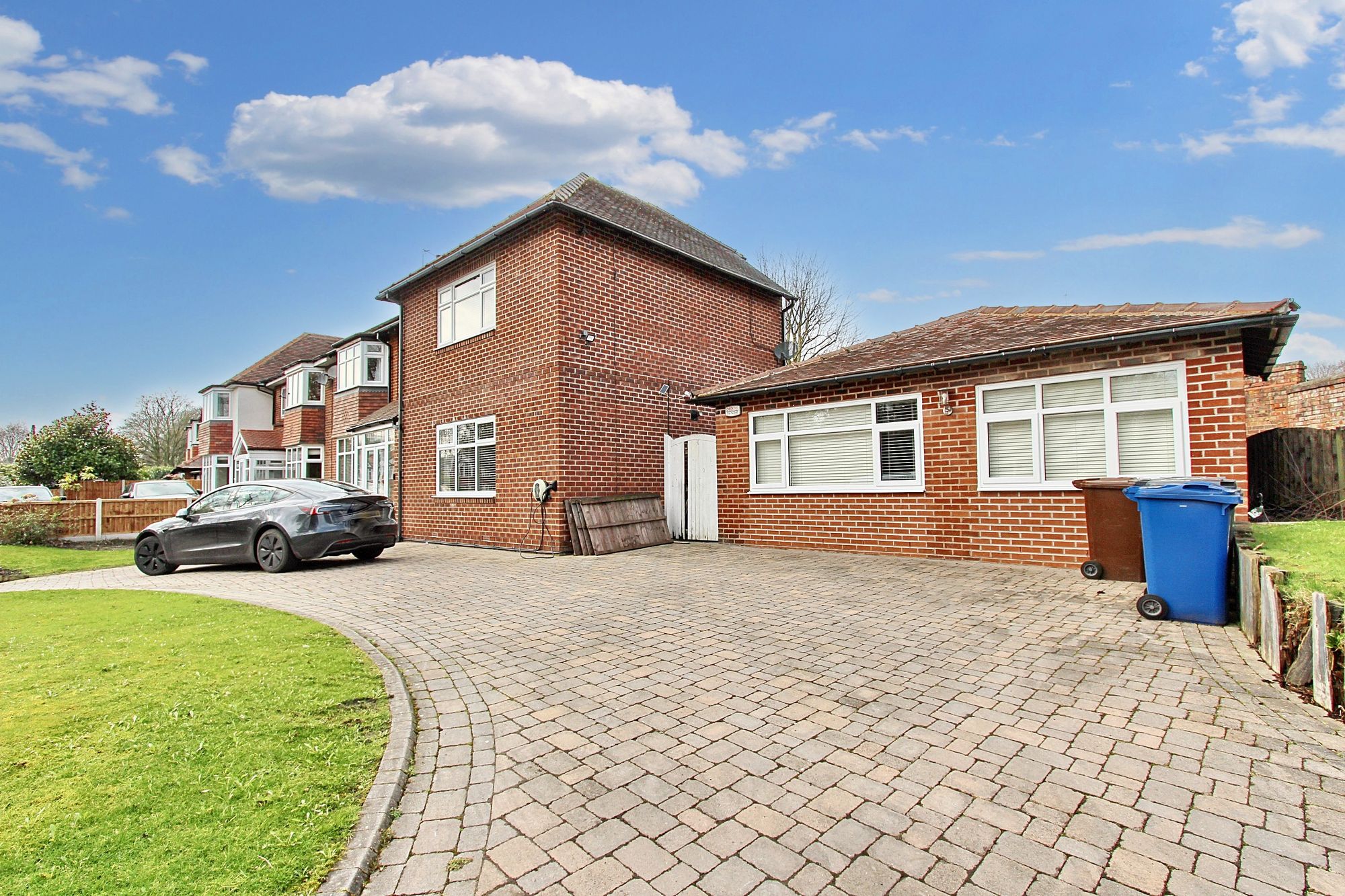 Images for Hilton Lane, Prestwich, M25
