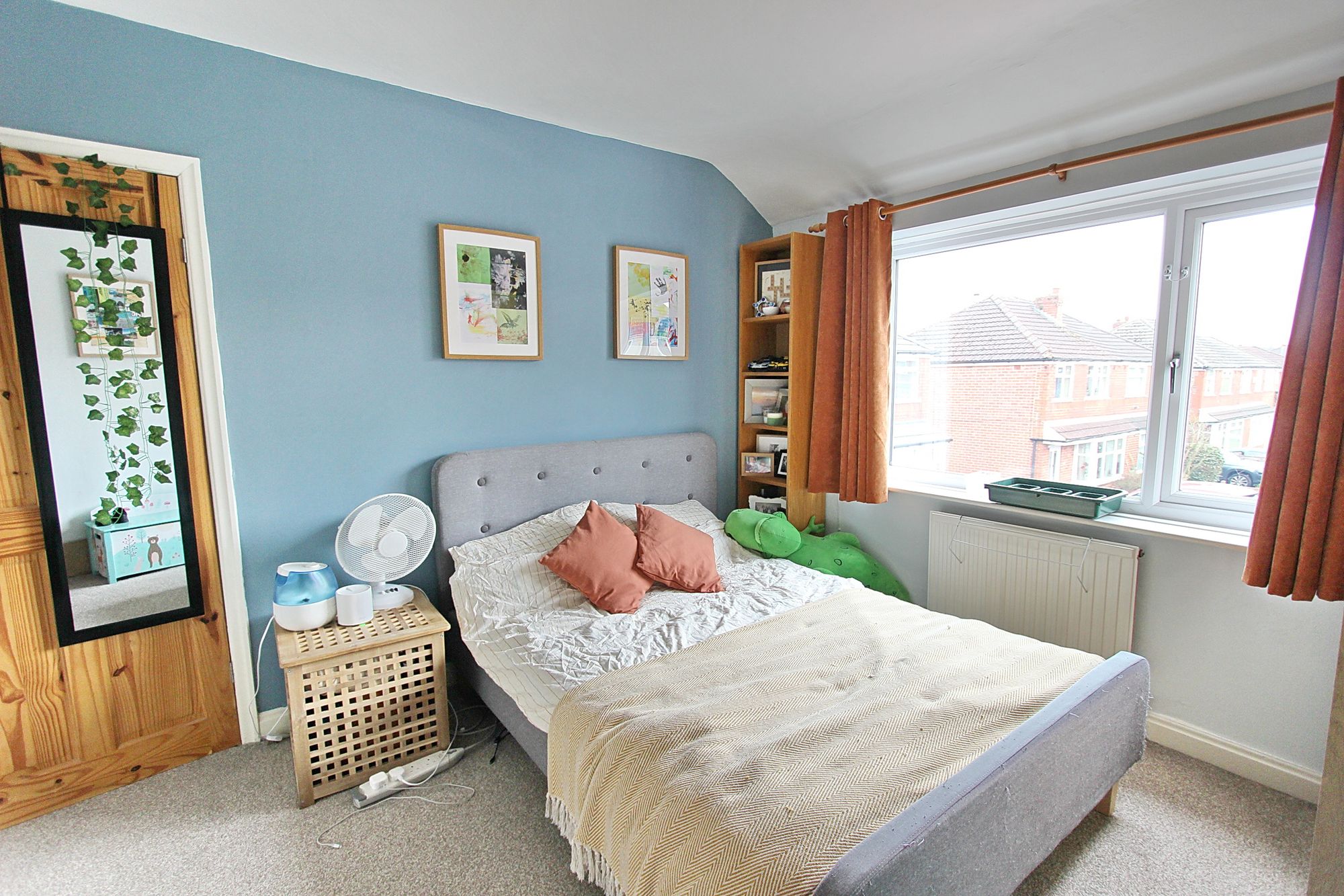 Images for Hilltop Avenue, Whitefield, M45