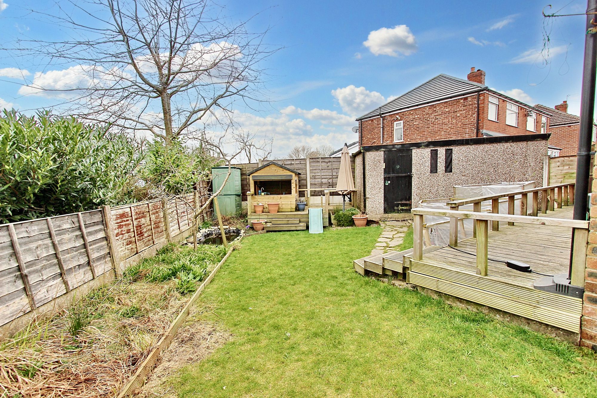 Images for Hilltop Avenue, Whitefield, M45