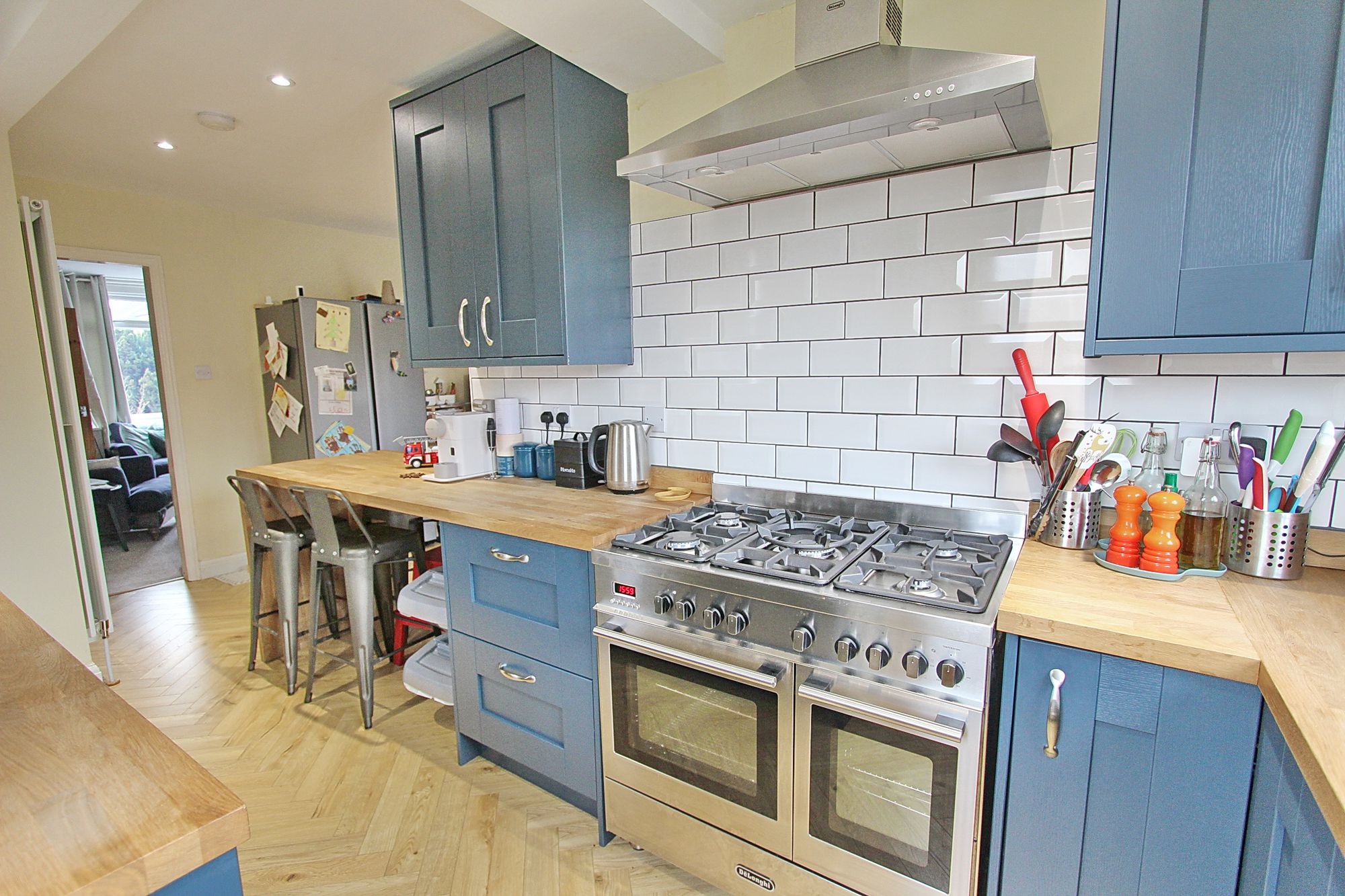 Images for Hilltop Avenue, Whitefield, M45