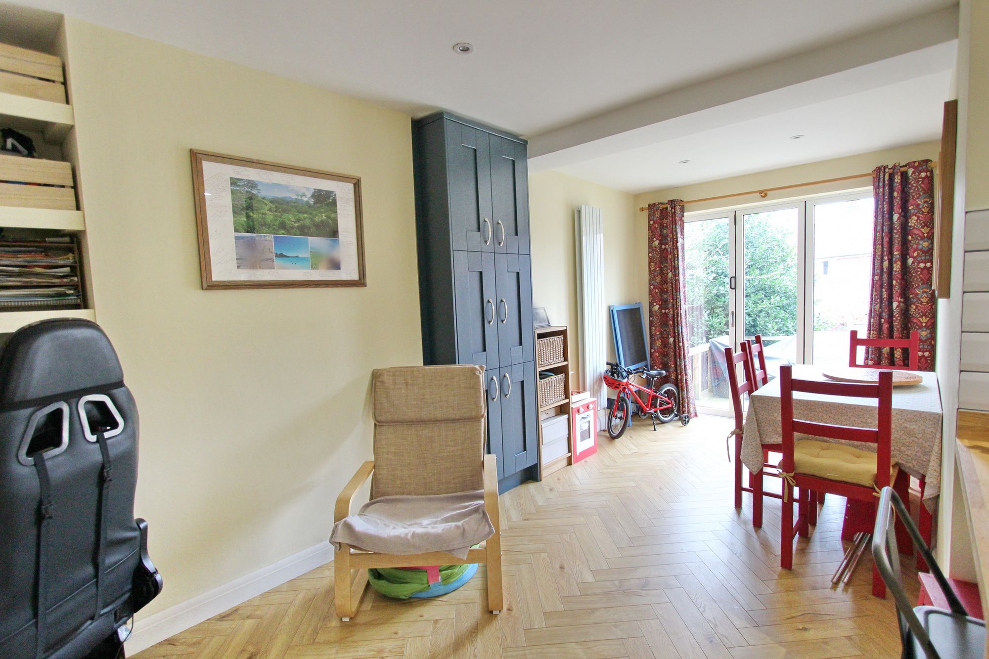 Images for Hilltop Avenue, Whitefield, M45