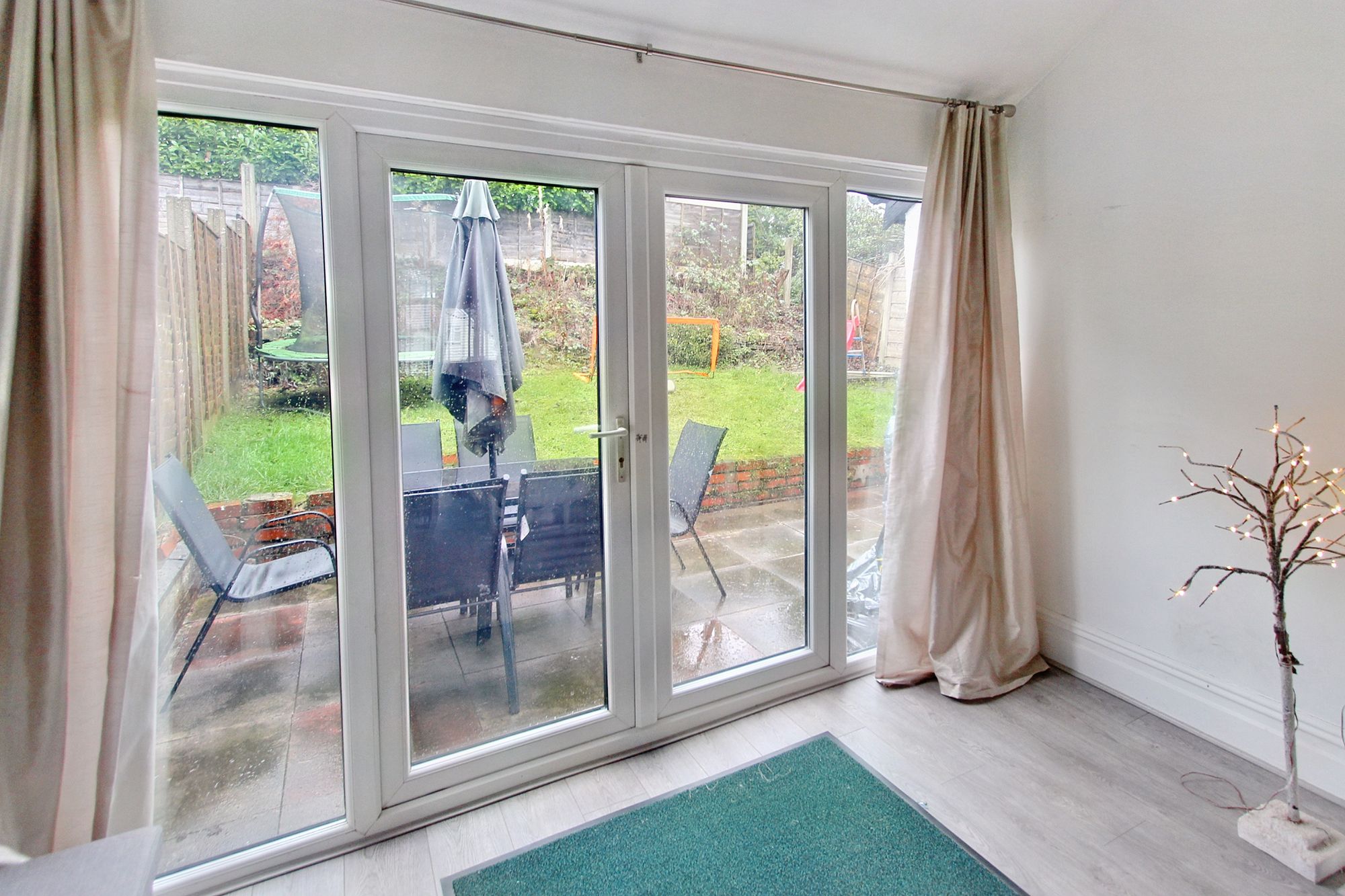 Images for Scholes Lane, Prestwich, M25