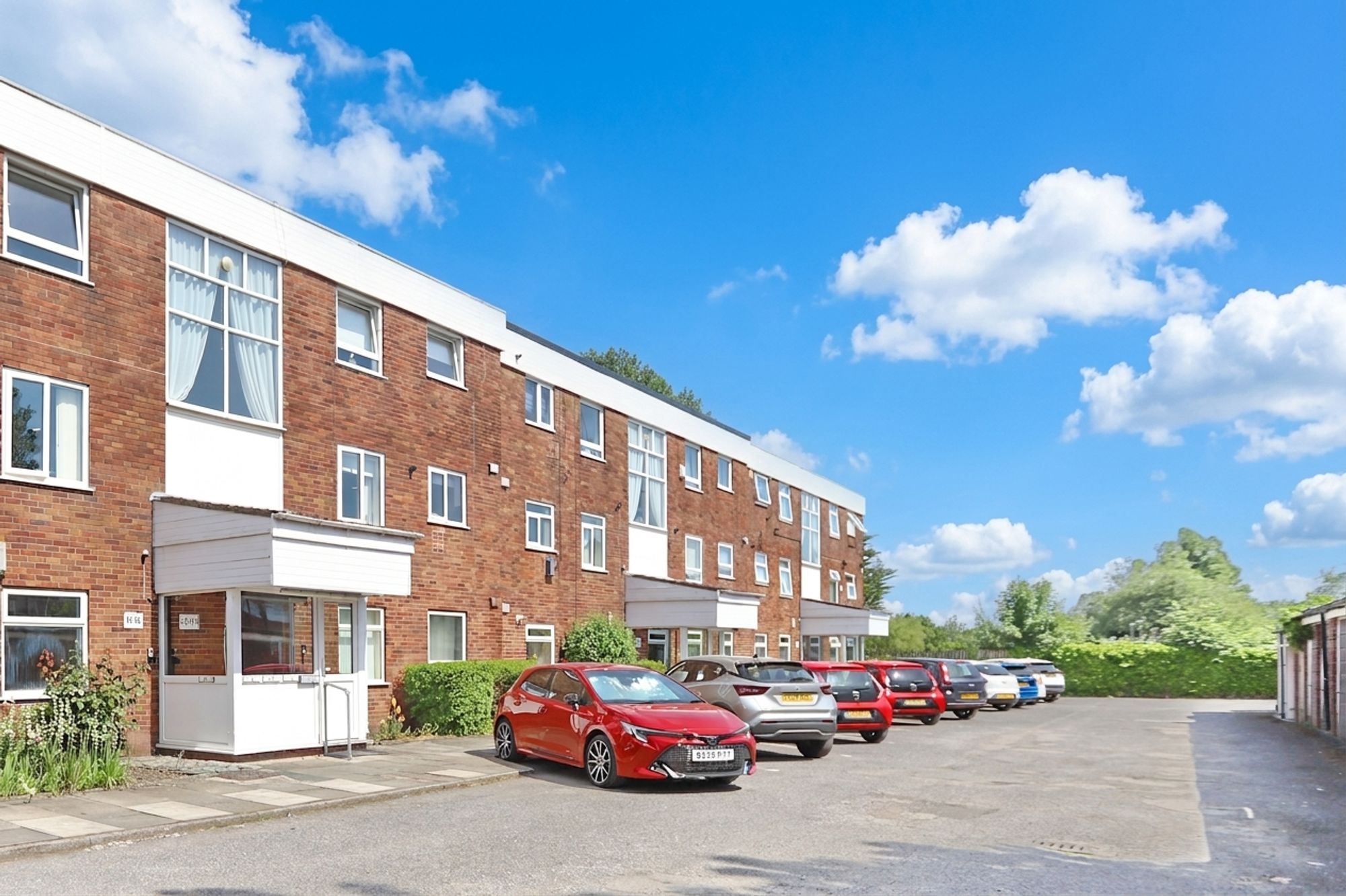 Images for Links View Court, Whitefield, M45