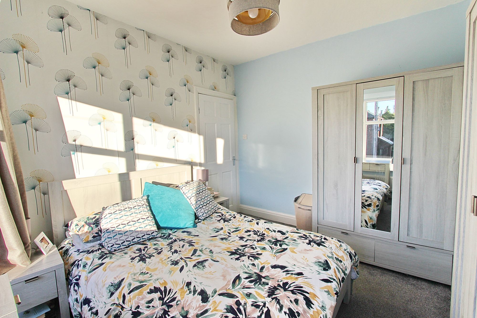 Images for Hillside Avenue, Whitefield, M45