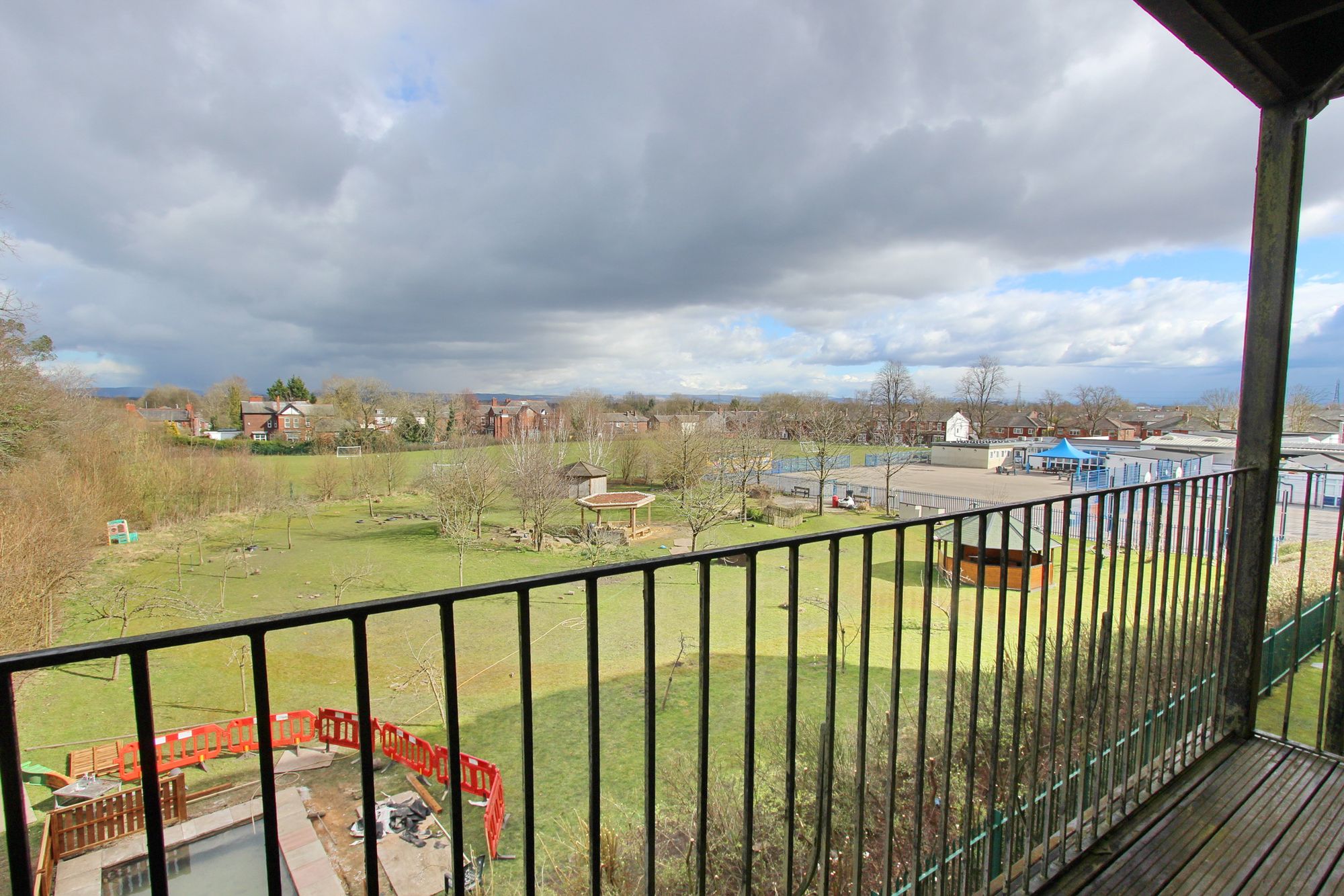 Images for Higher Lane, Whitefield, M45