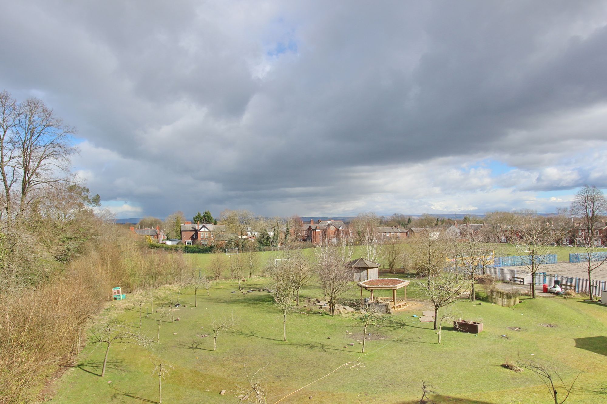 Images for Higher Lane, Whitefield, M45