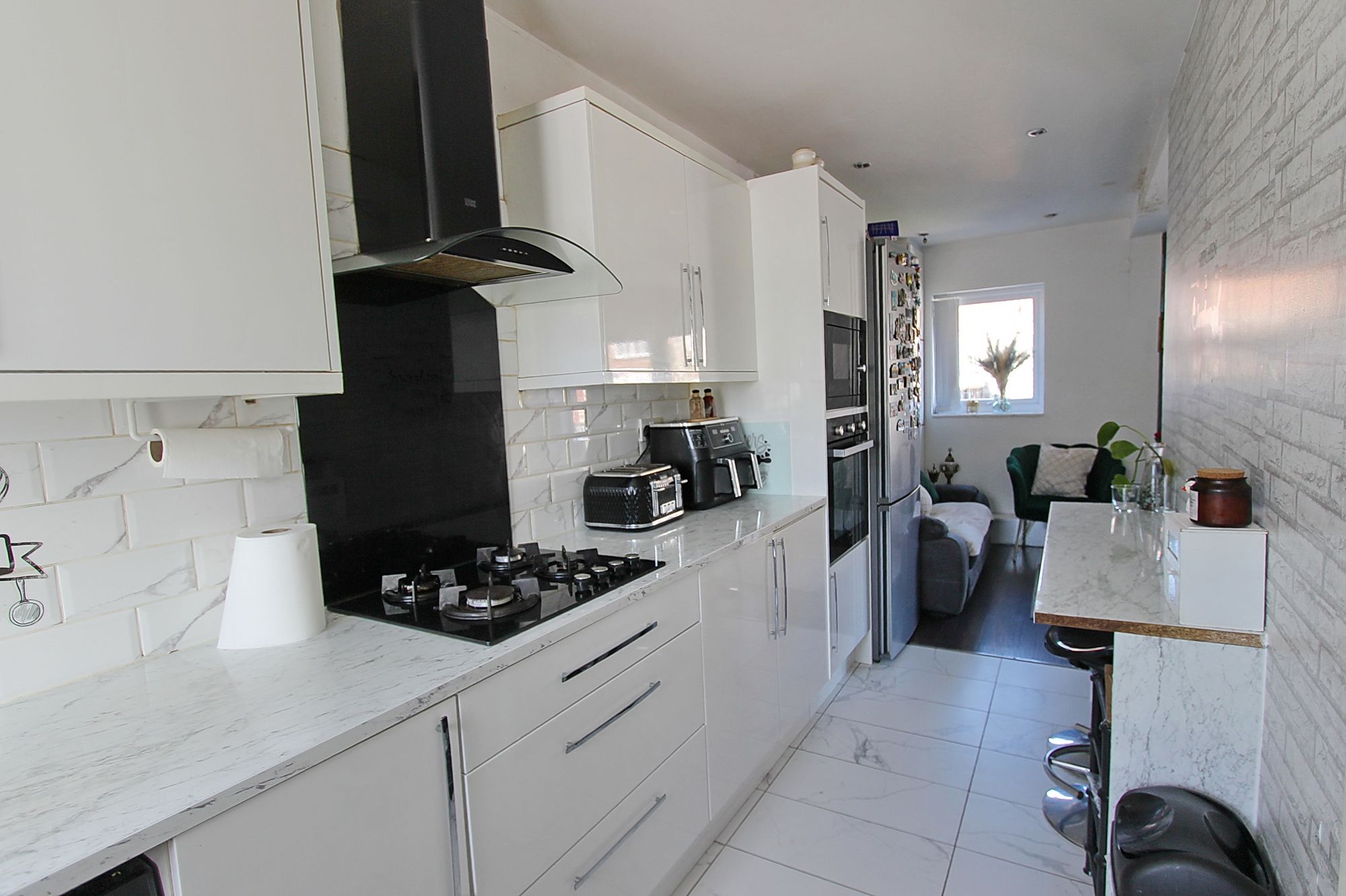 Images for Windsor Avenue, Whitefield, M45