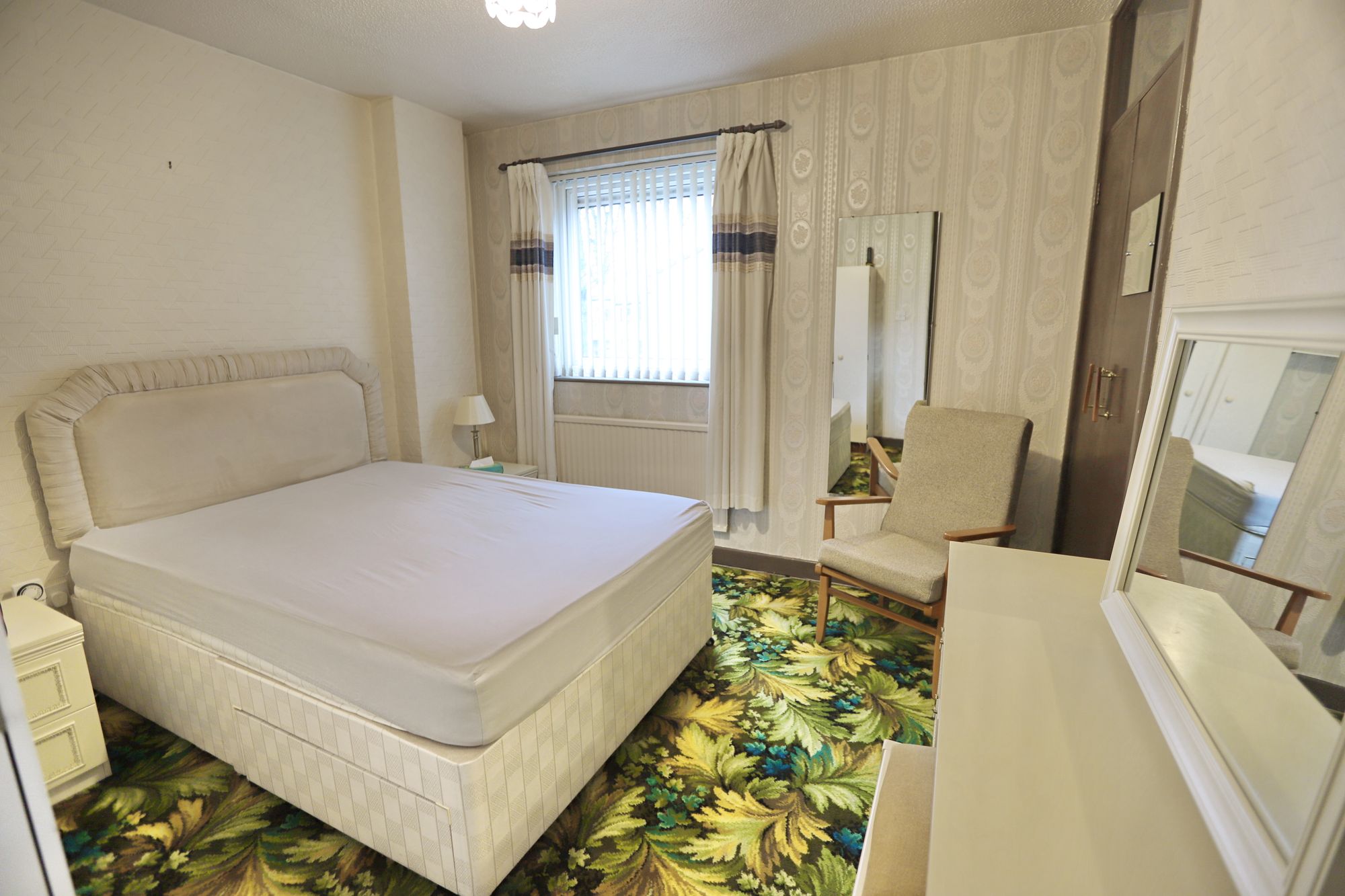 Images for Frankton Road, Whitefield, M45