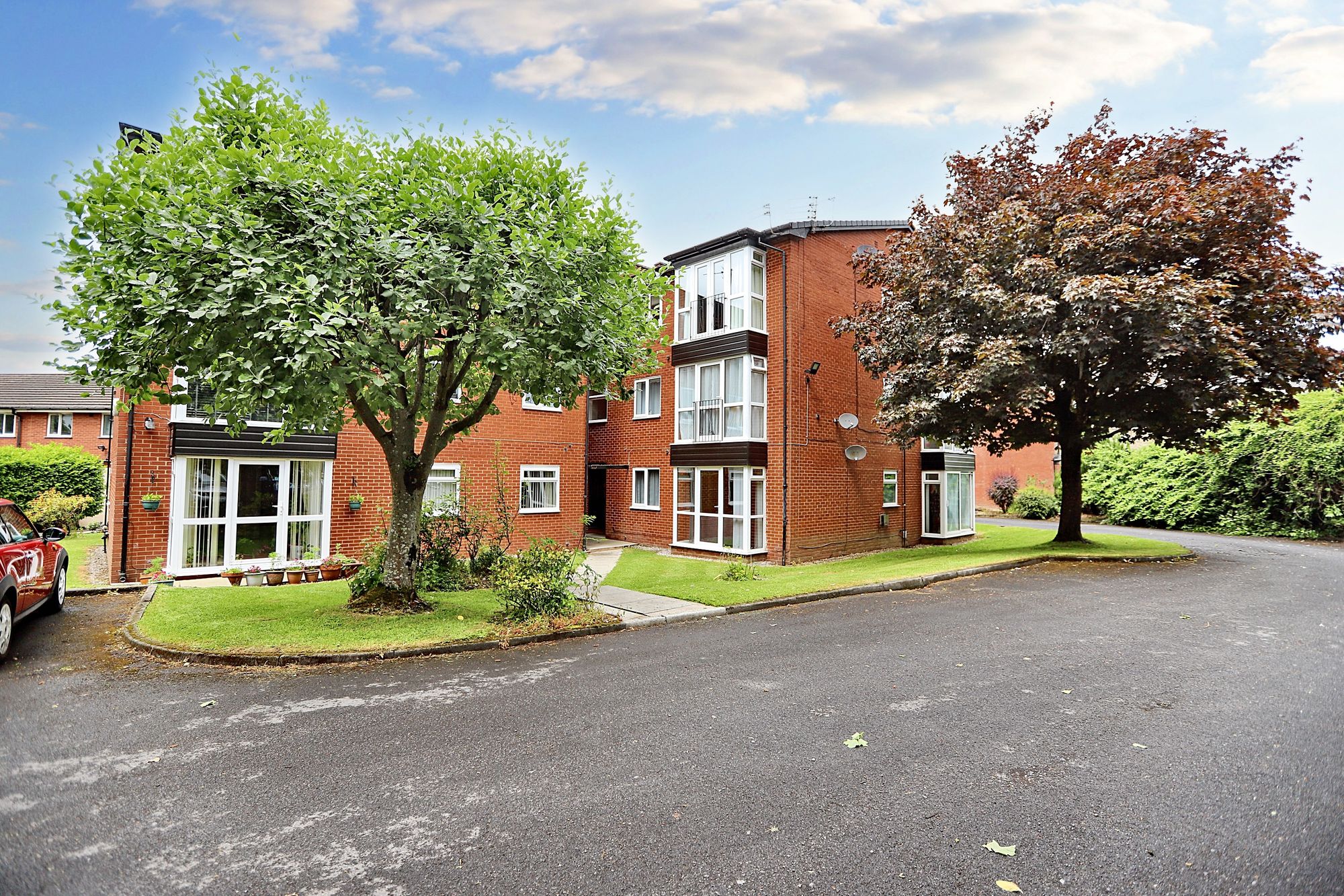 Images for Ostrich Lane, Prestwich, M25