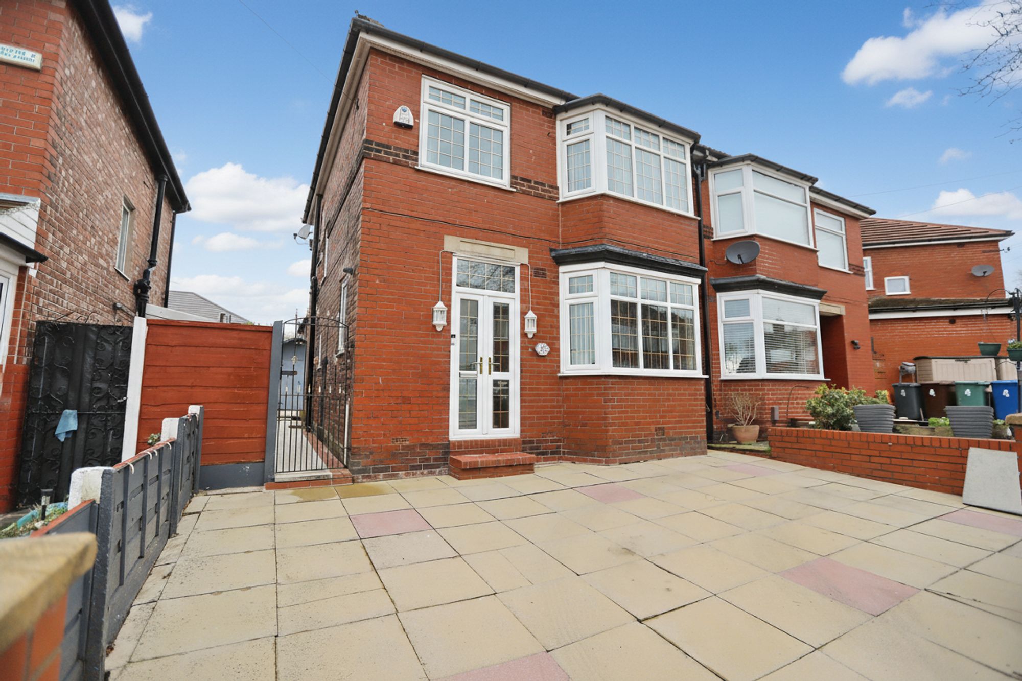 Images for Pine Avenue, Whitefield, M45