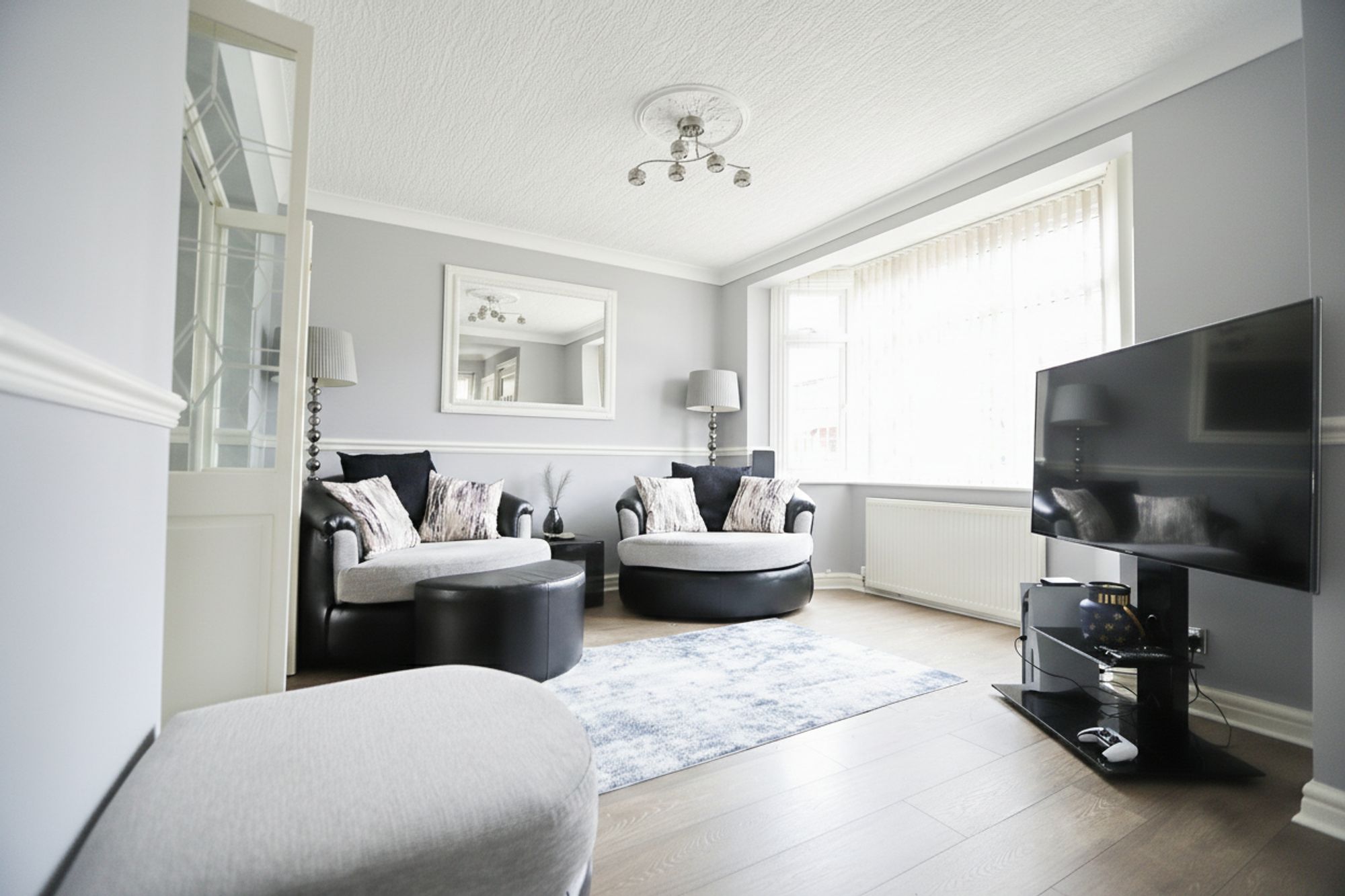 Images for Pine Avenue, Whitefield, M45