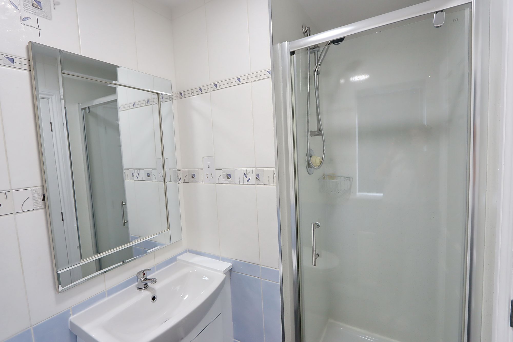Images for Woodvale Road, Radcliffe, M26