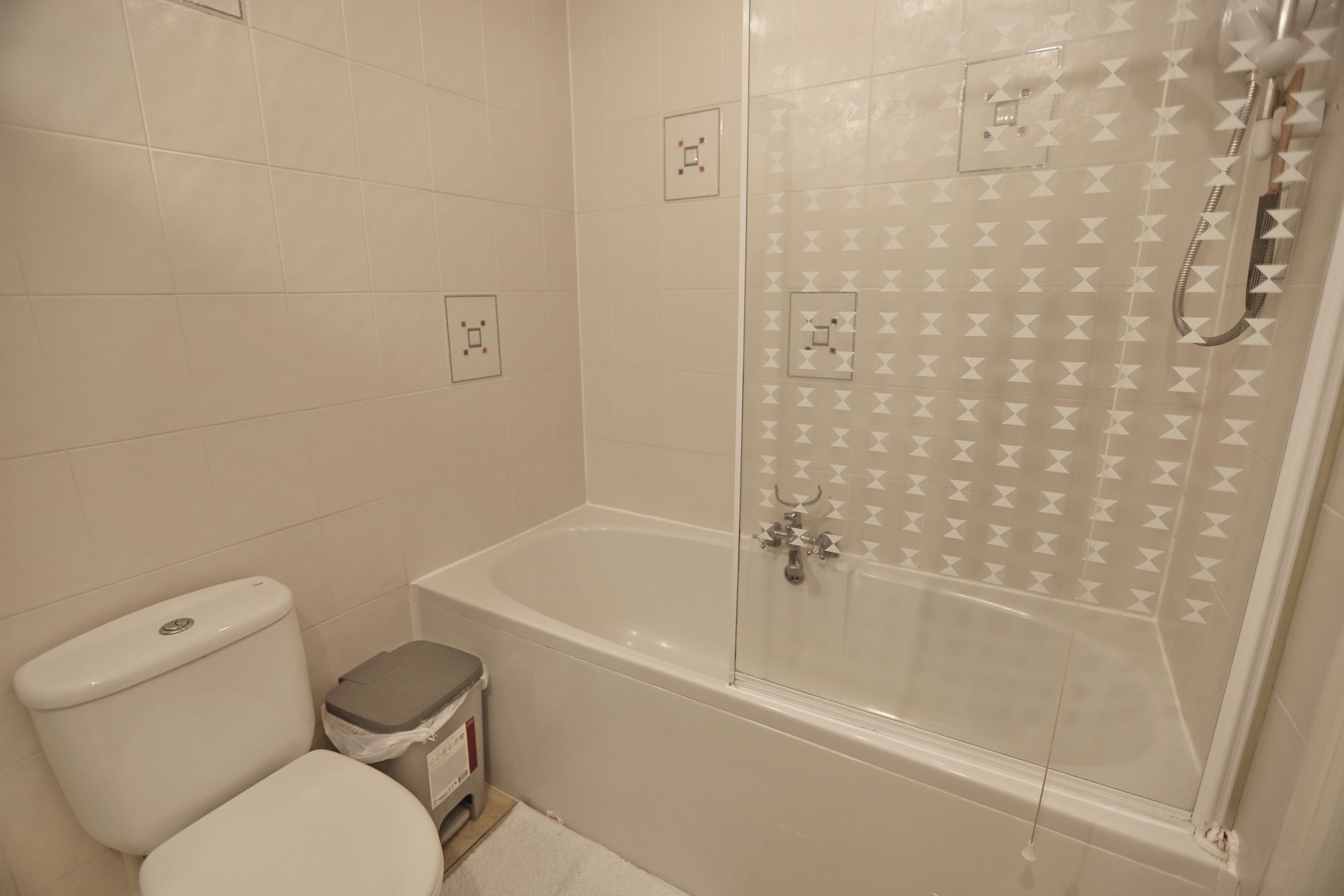 Images for Chapeltown Road, Radcliffe, M26