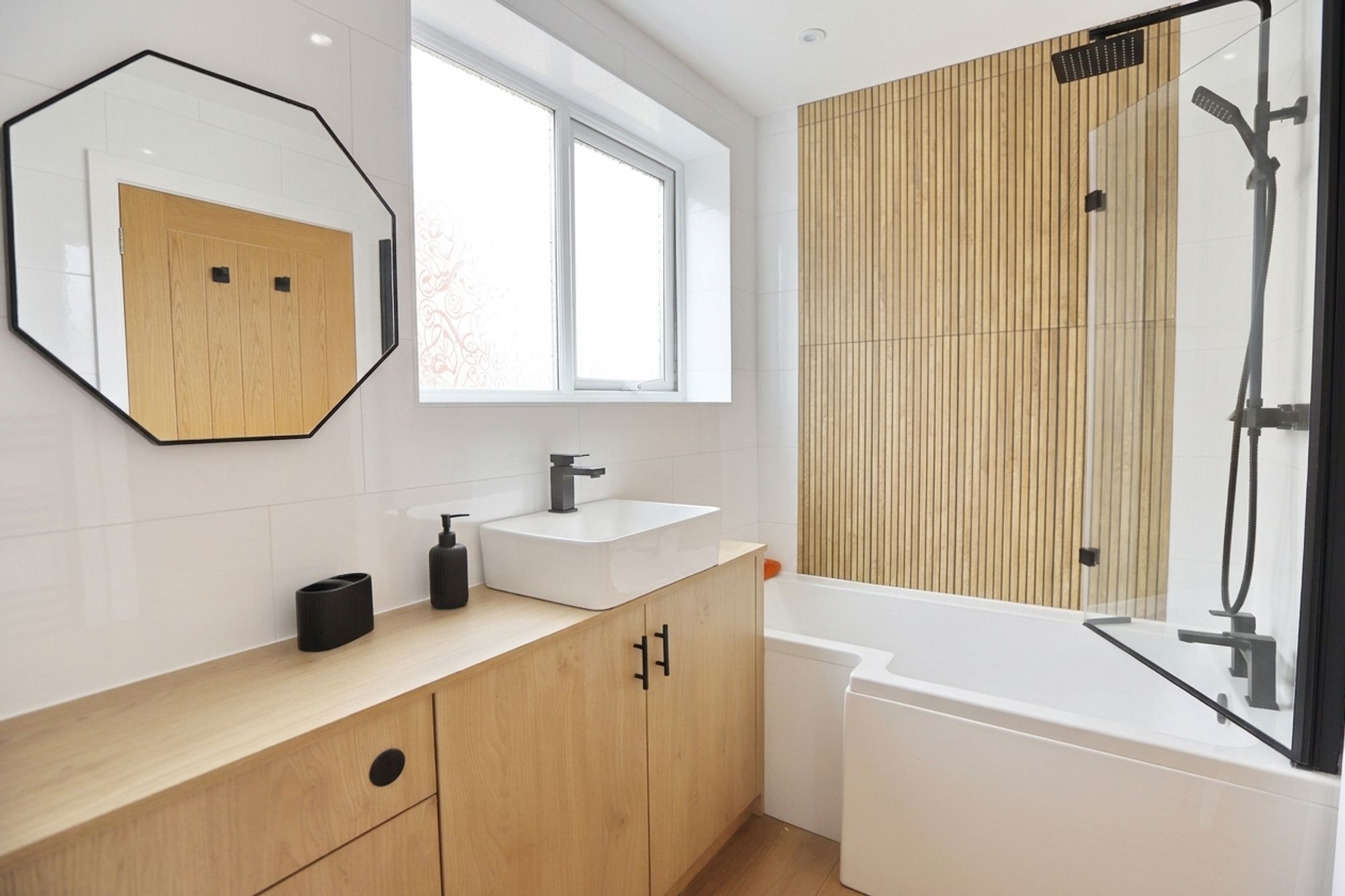 Images for Lindrick Avenue, Whitefield, M45