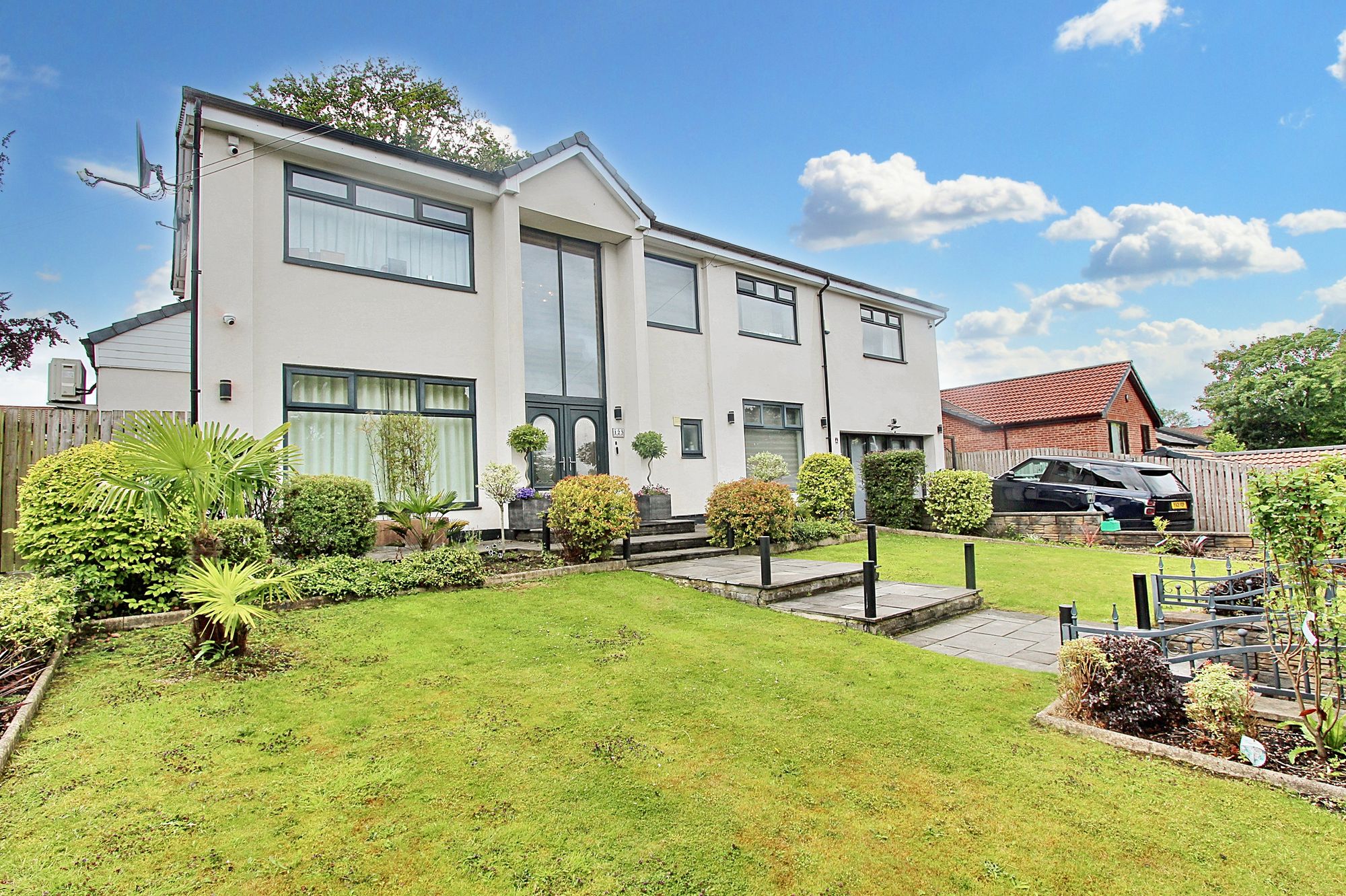 Images for Higher Lane, Whitefield, M45