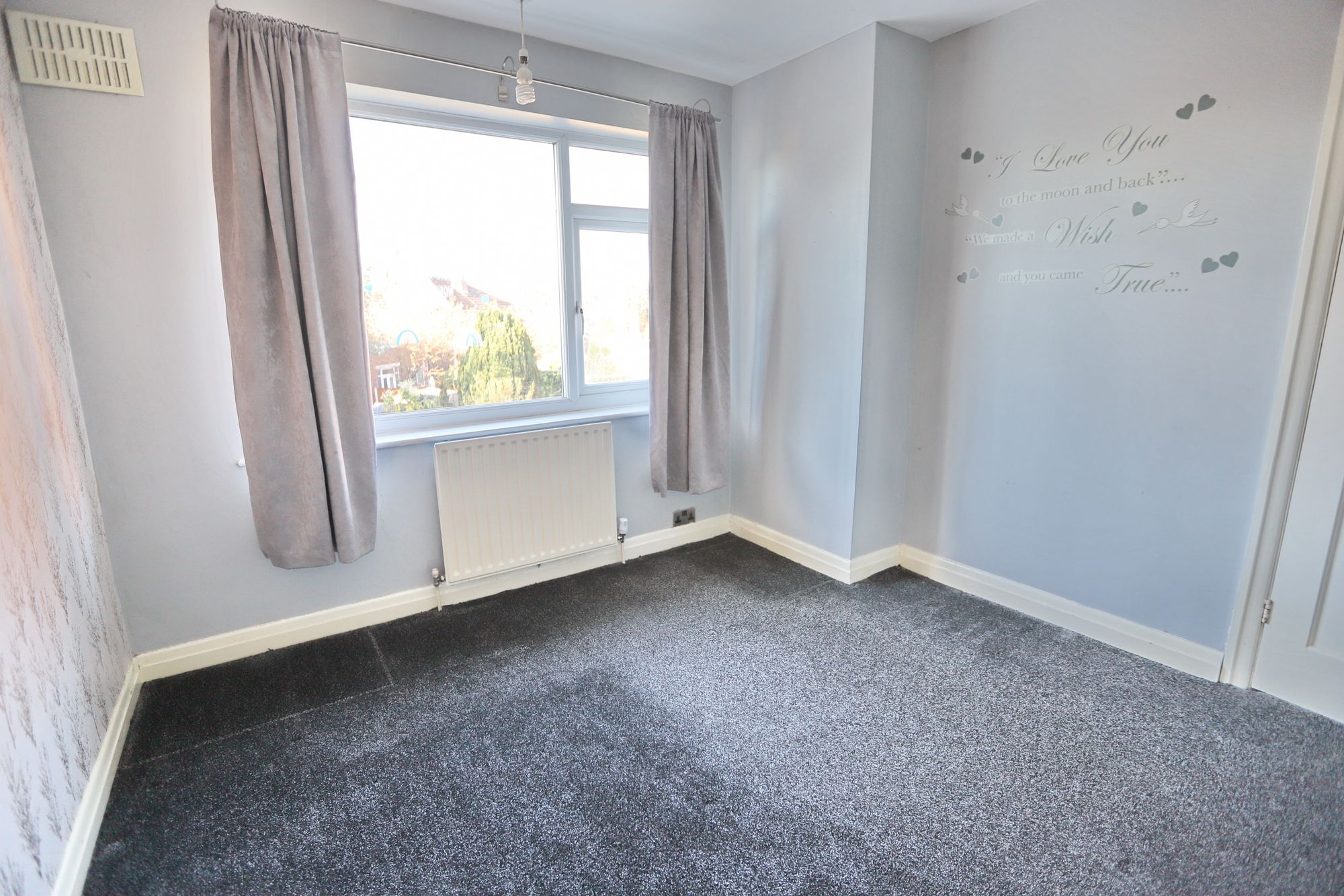 Images for Pine Avenue, Whitefield, M45