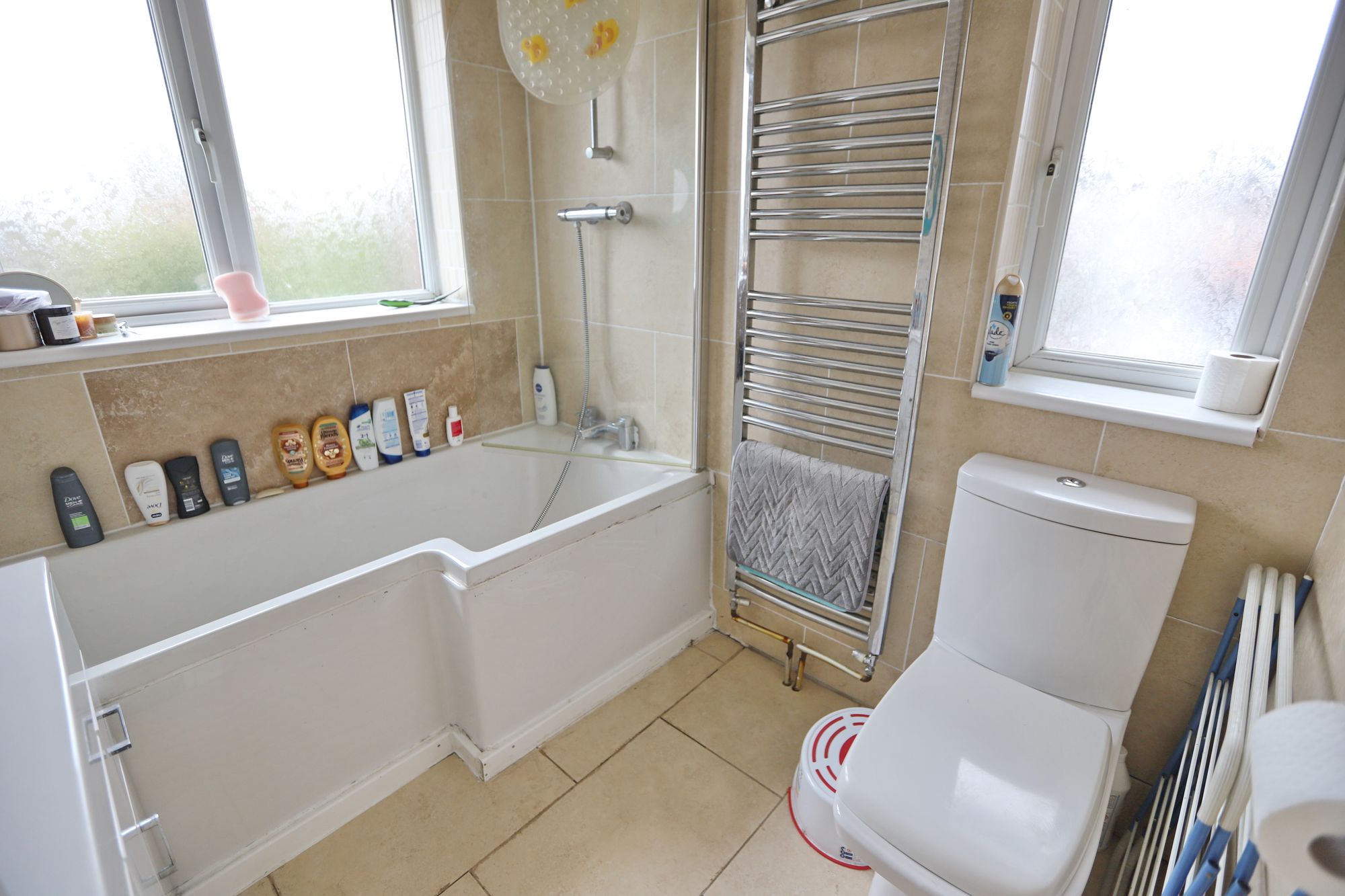 Images for Pine Avenue, Whitefield, M45