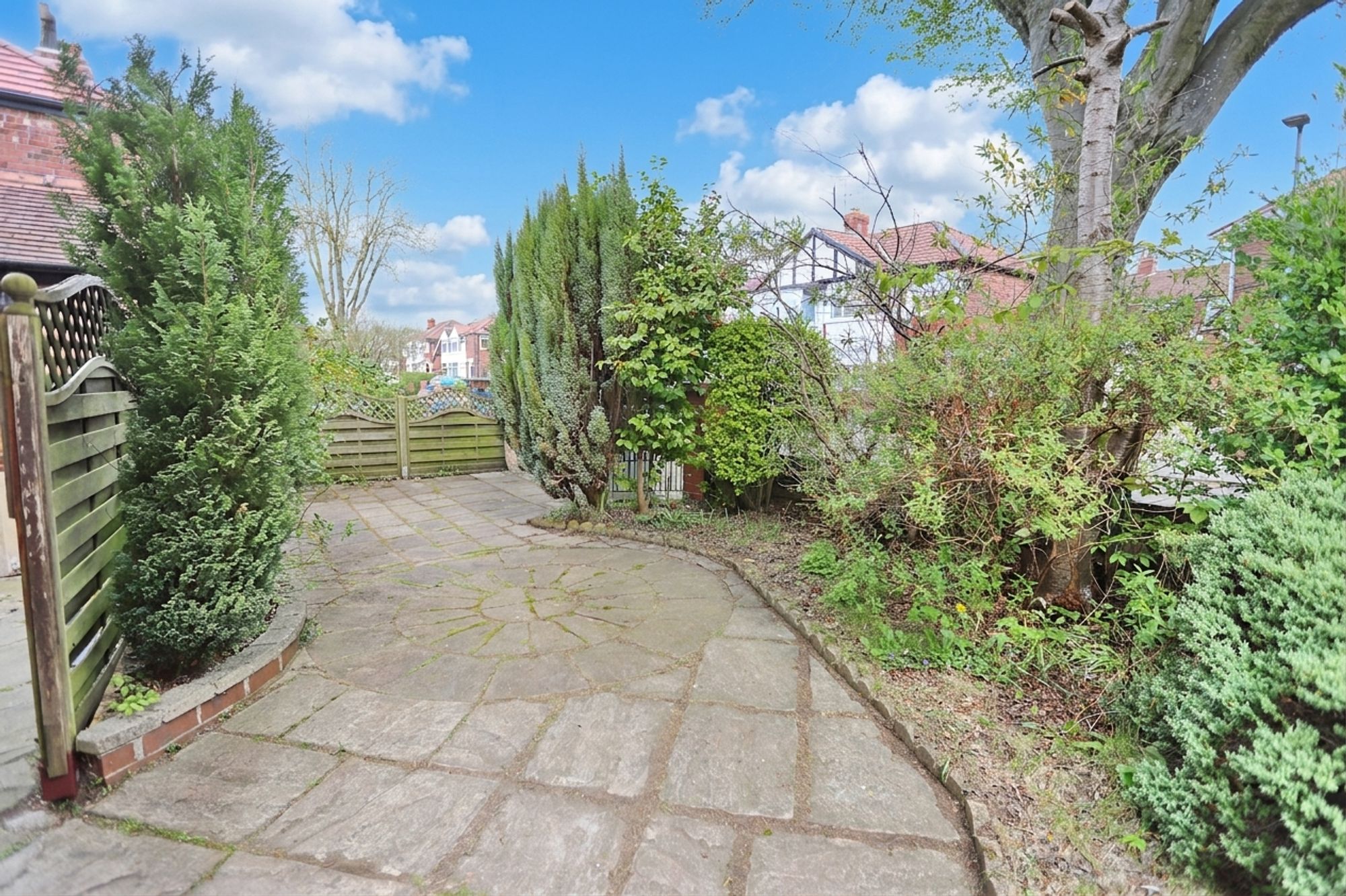 Images for Pine Avenue, Whitefield, M45