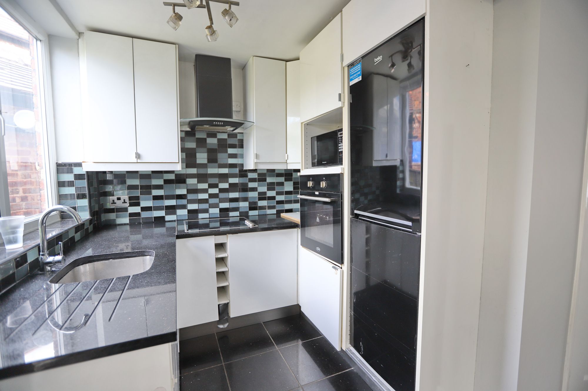 Images for Pine Avenue, Whitefield, M45