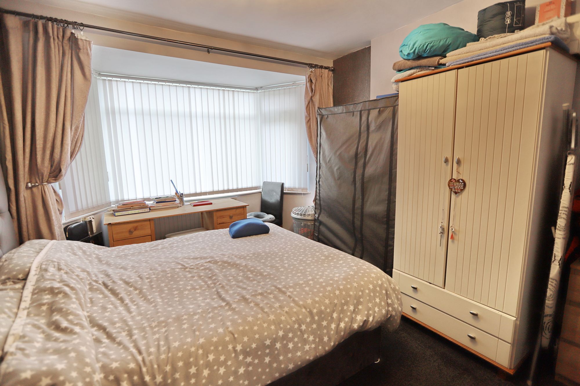 Images for Pine Avenue, Whitefield, M45