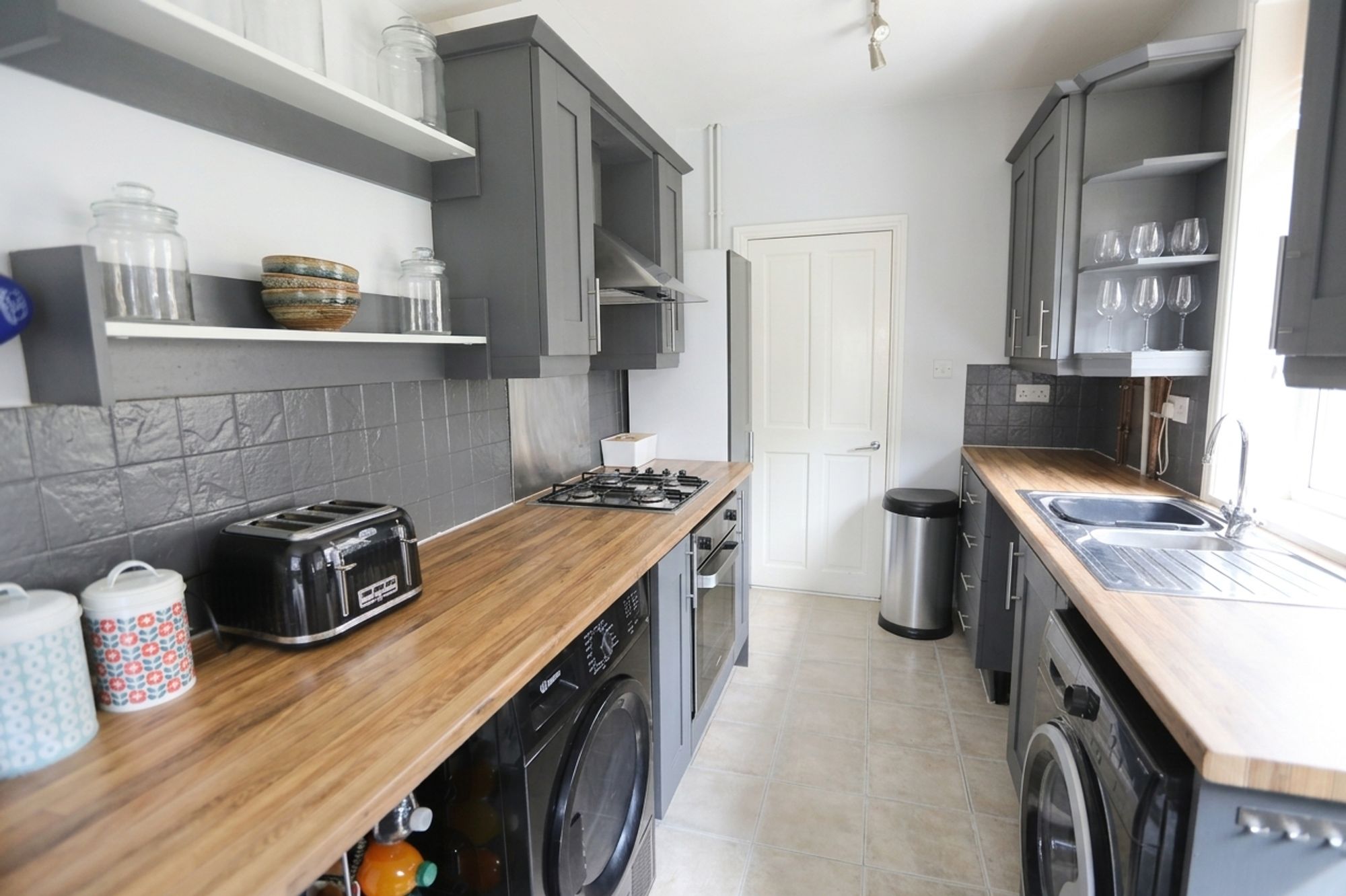 Images for Carisbrook Avenue, Whitefield, M45