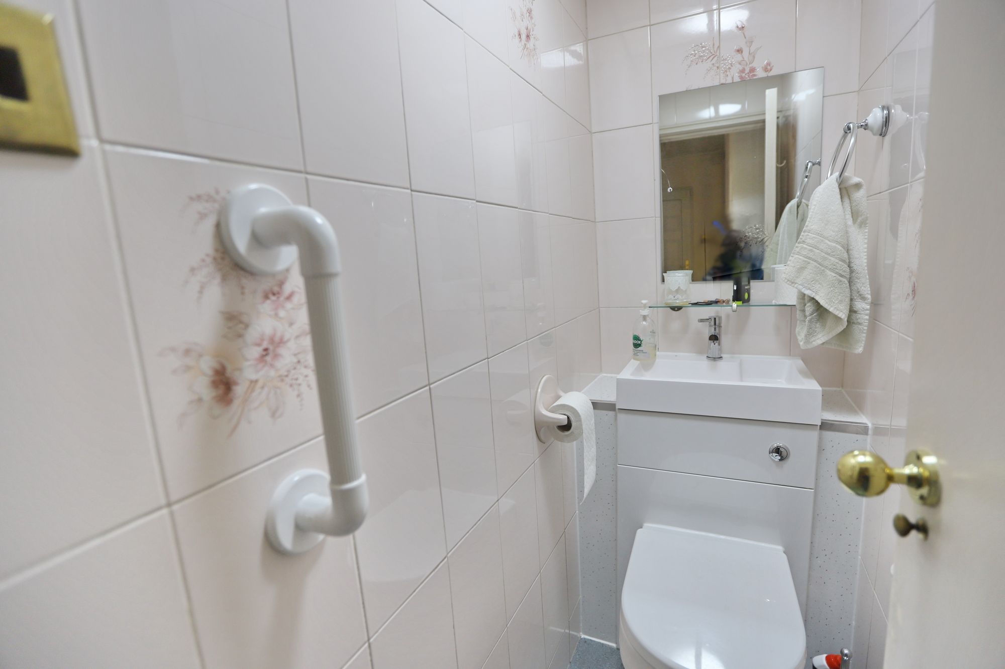 Images for Links View Court, Whitefield, M45