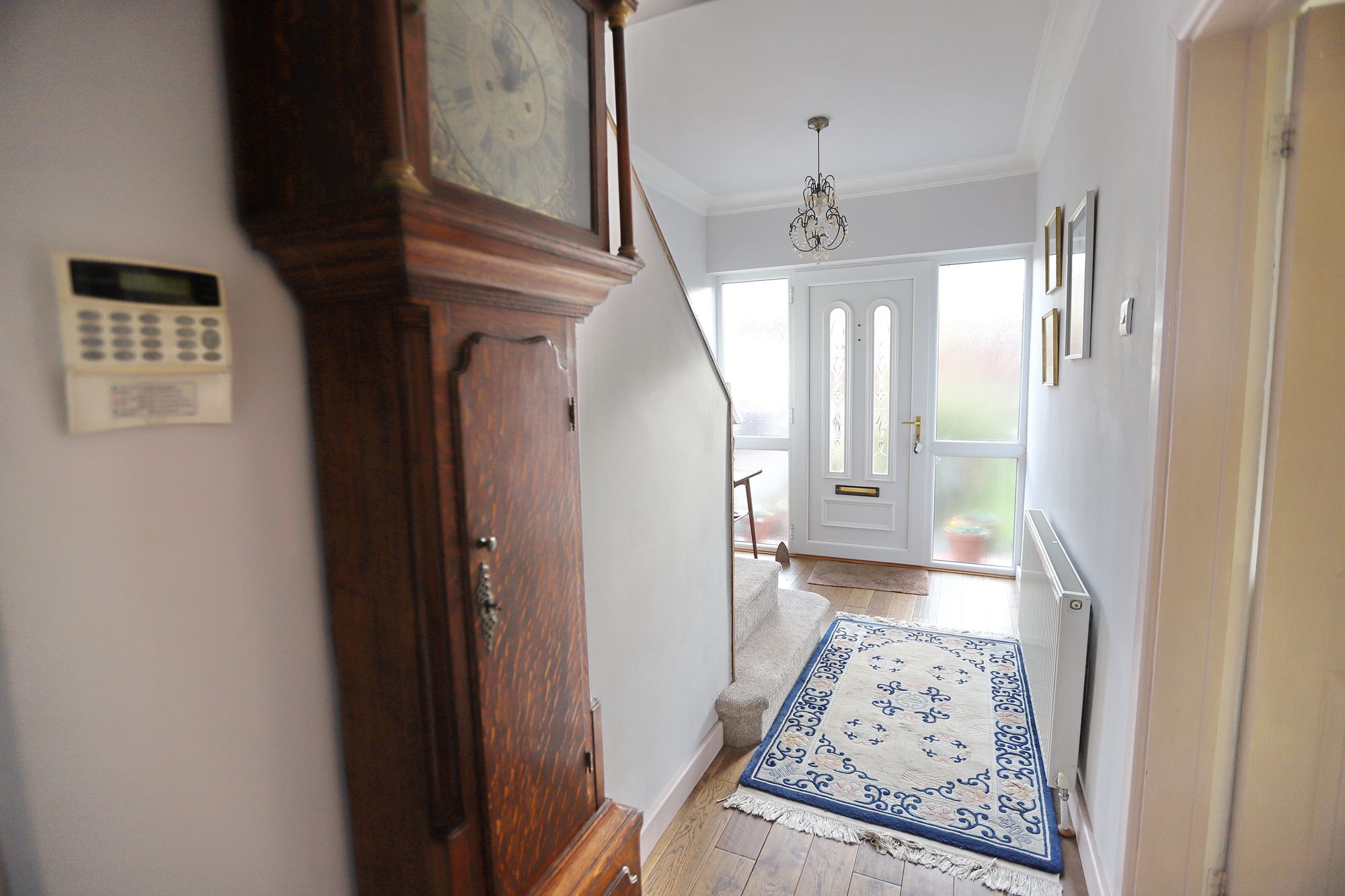 Images for Stand Close, Whitefield, M45