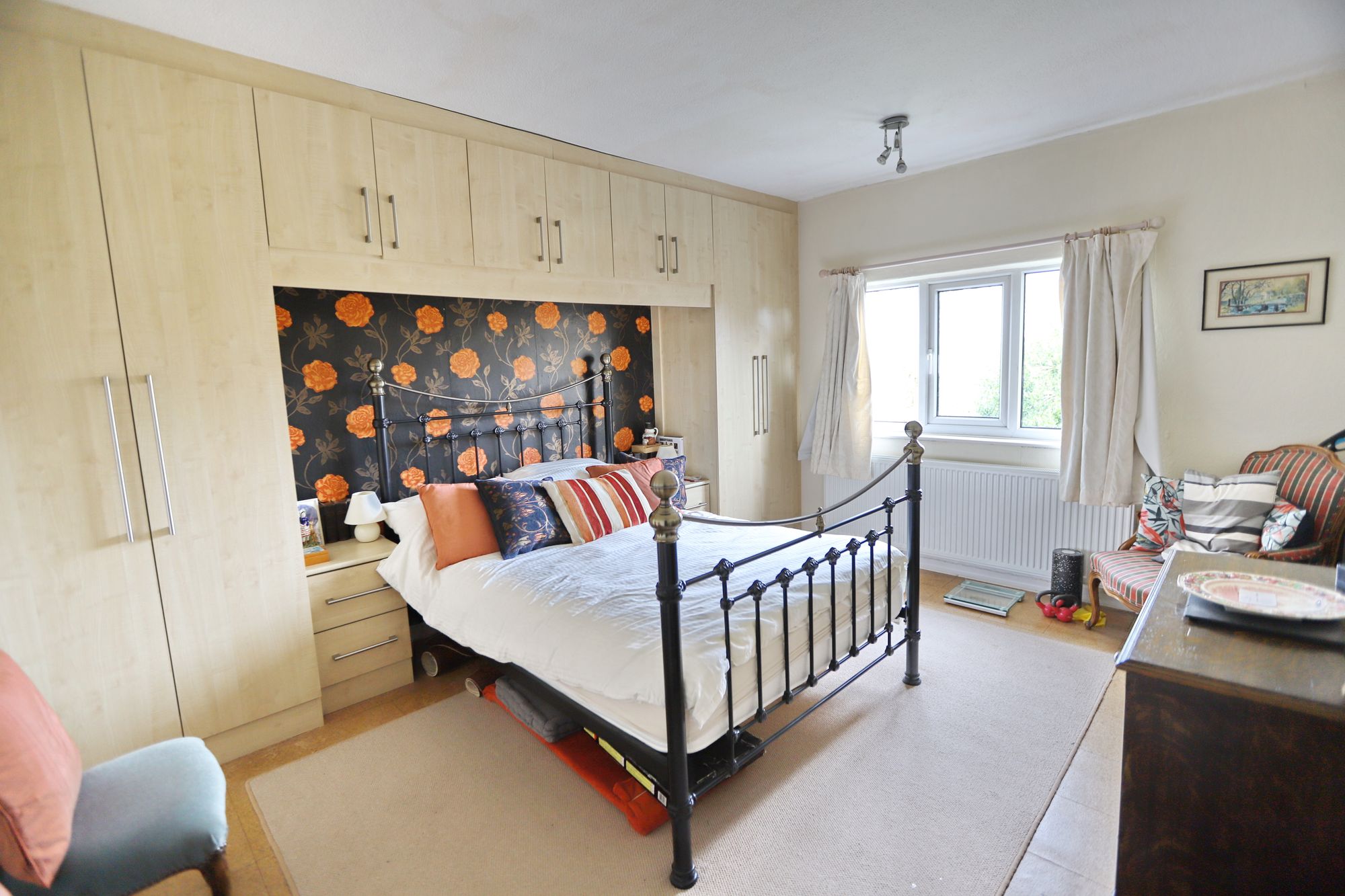 Images for Stand Close, Whitefield, M45