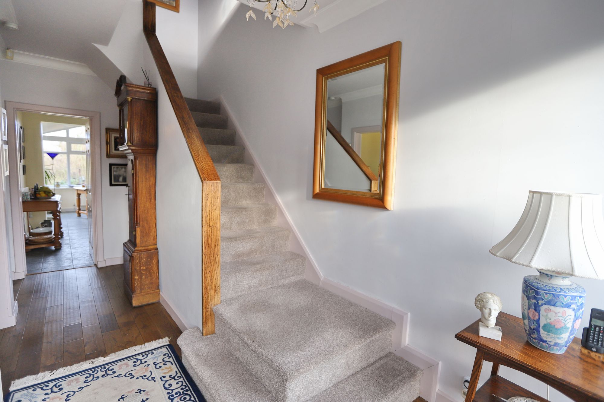 Images for Stand Close, Whitefield, M45