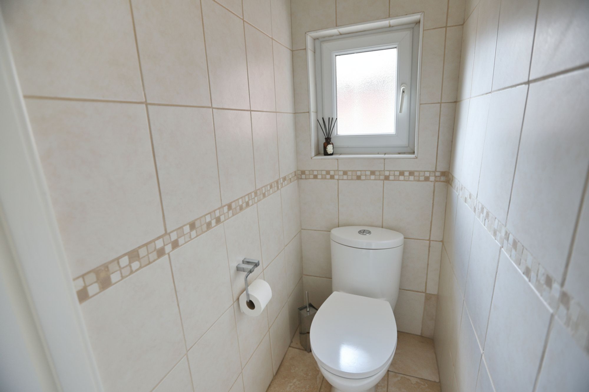 Images for Stand Close, Whitefield, M45