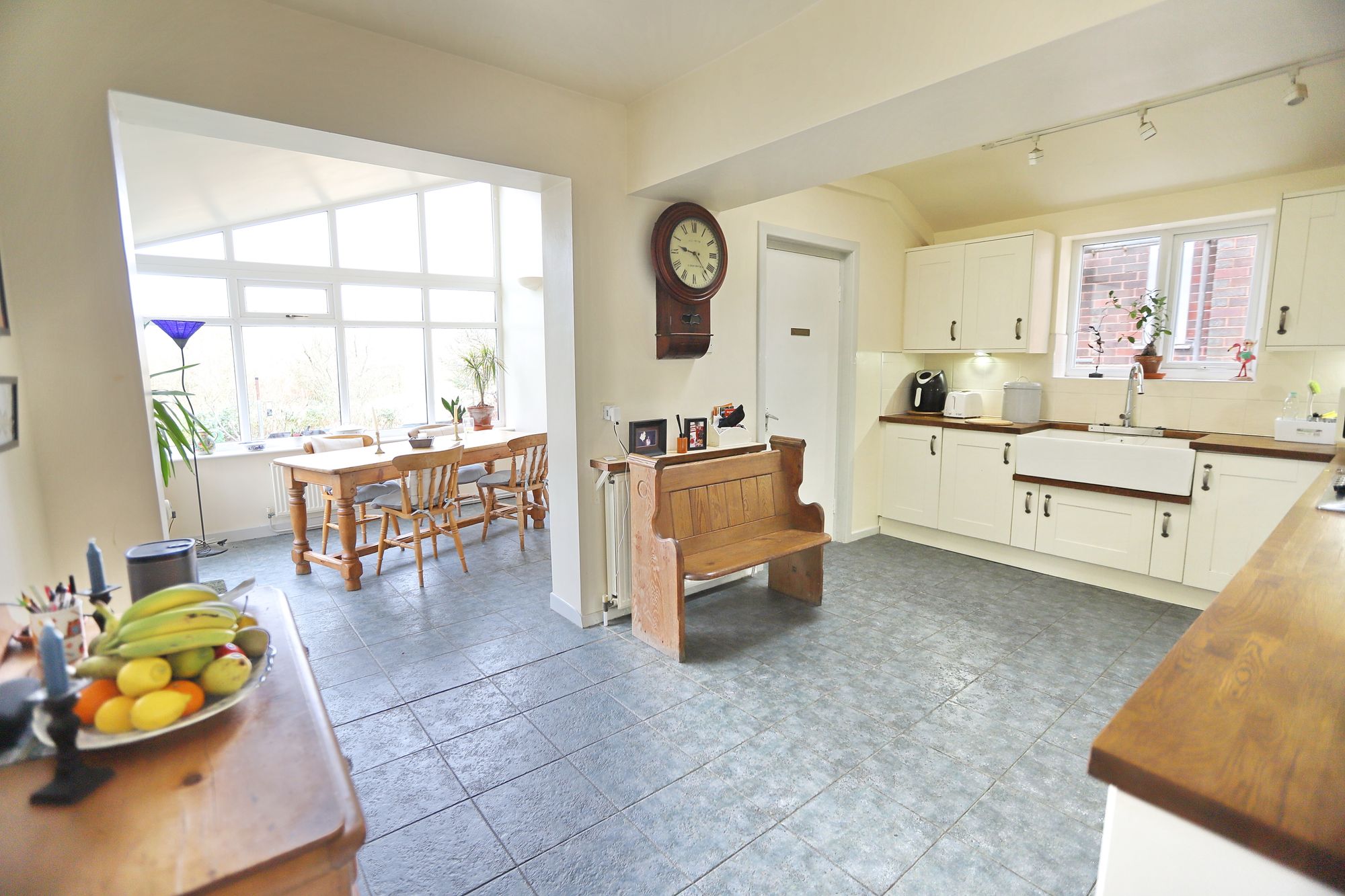 Images for Stand Close, Whitefield, M45