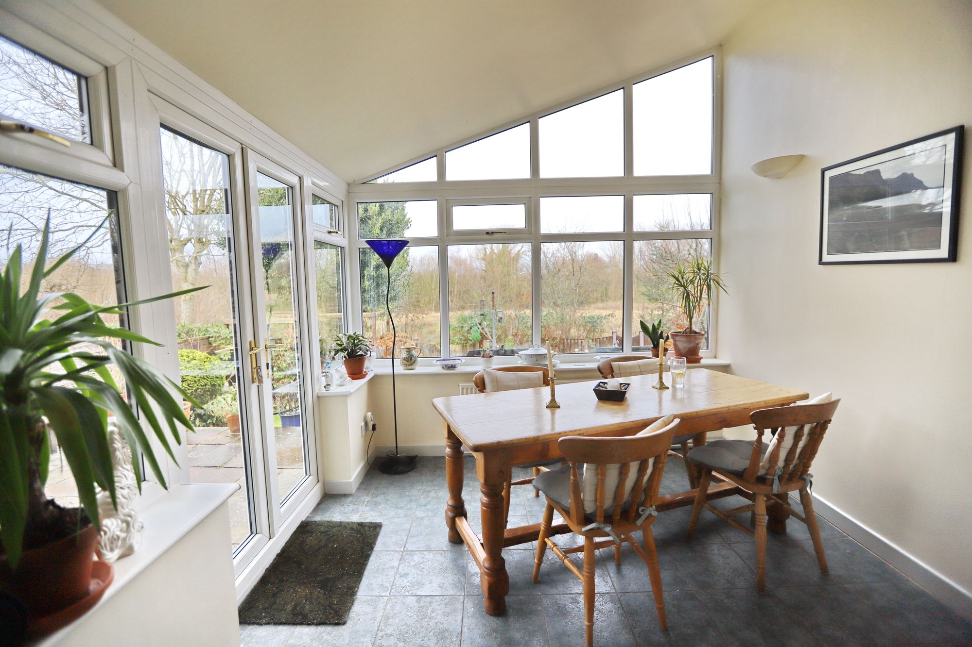 Images for Stand Close, Whitefield, M45