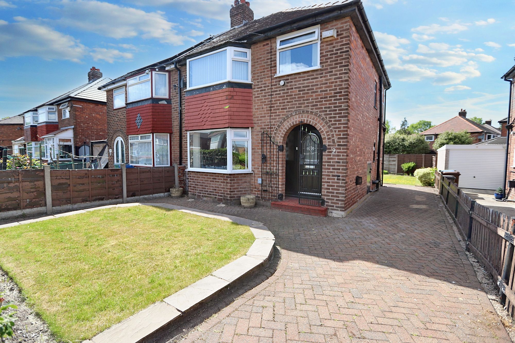 Images for Oak Lane, Whitefield, M45