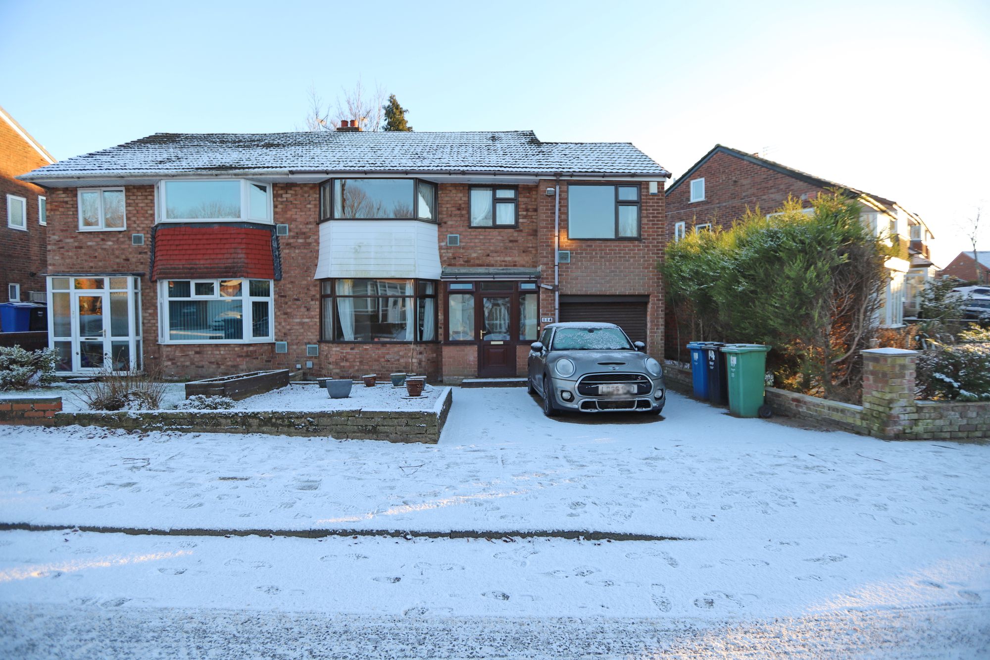 Images for Warwick Avenue, Whitefield, M45