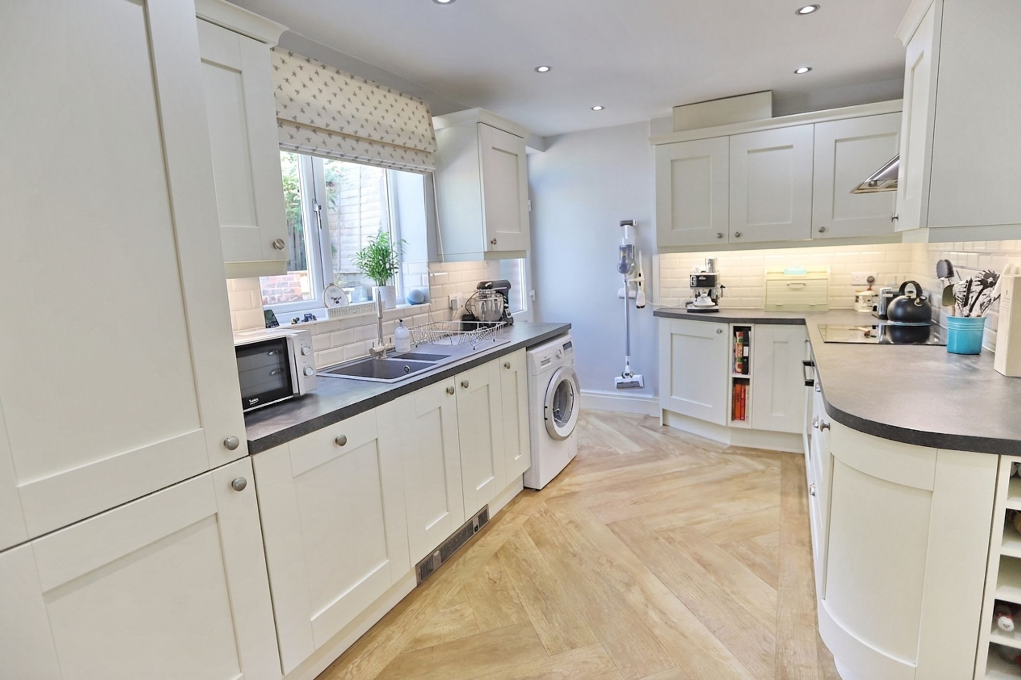Images for Scholes Lane, Prestwich, M25