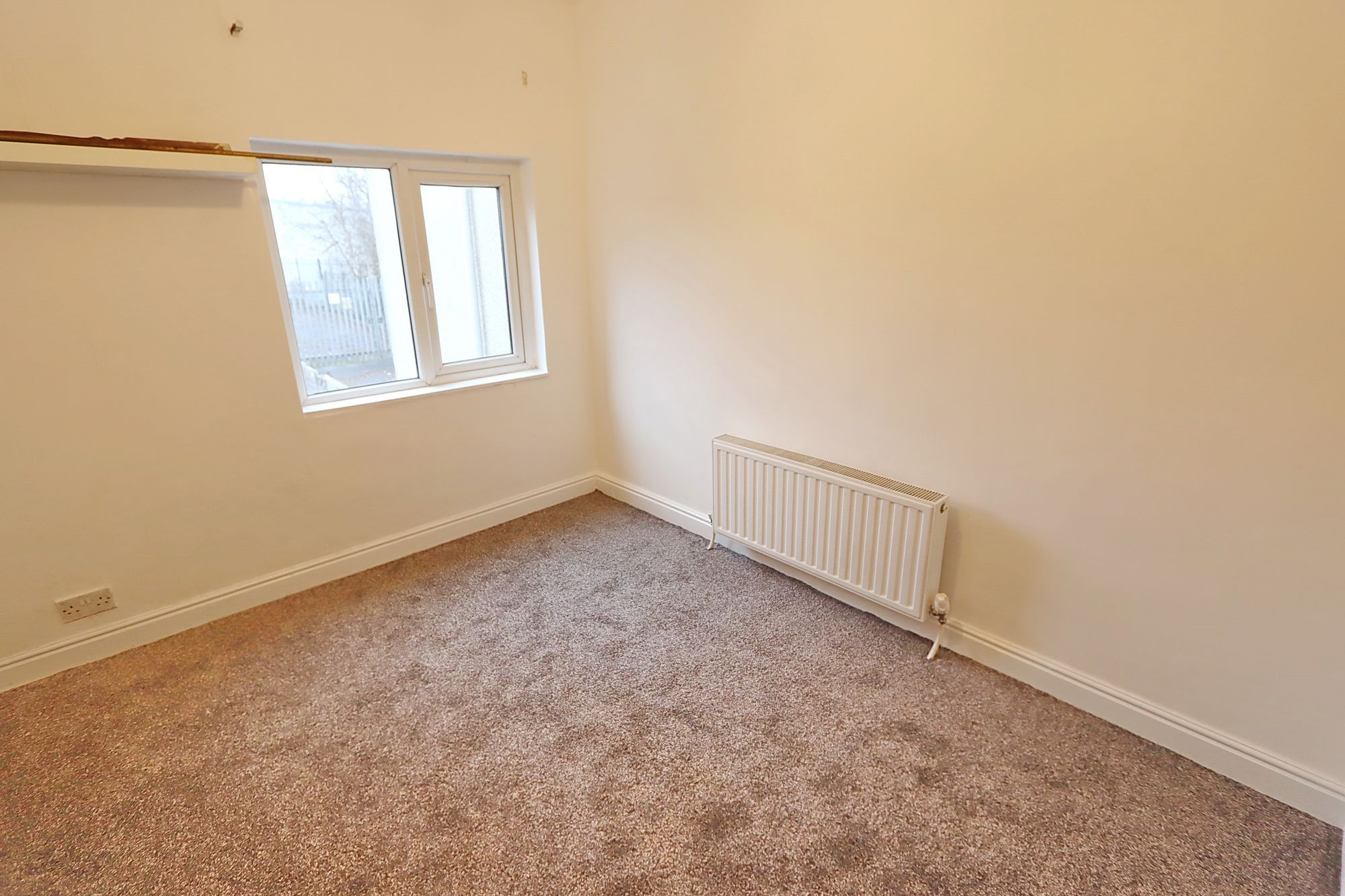 Images for Lower Moss Lane, Whitefield, M45