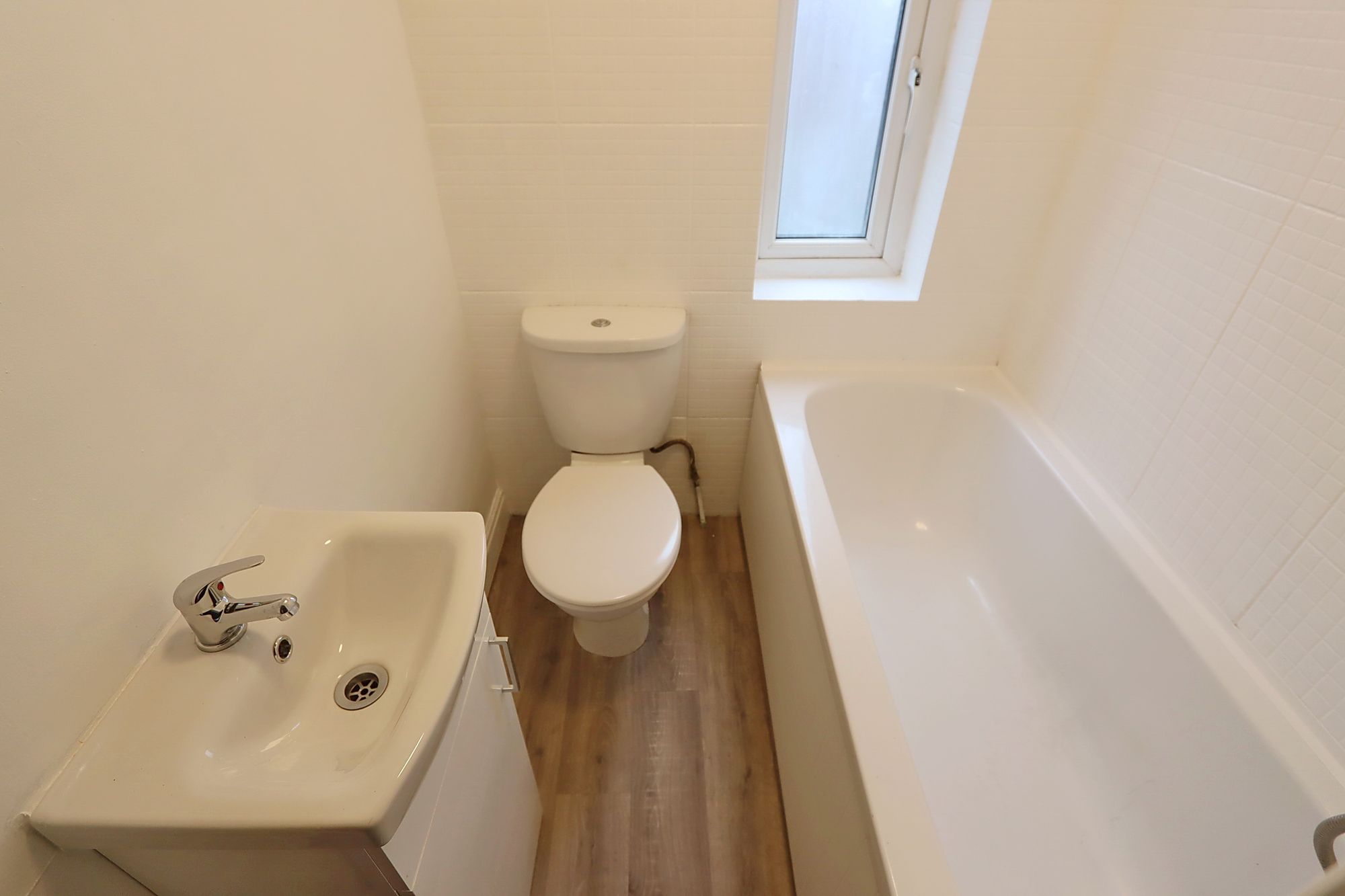 Images for Lower Moss Lane, Whitefield, M45