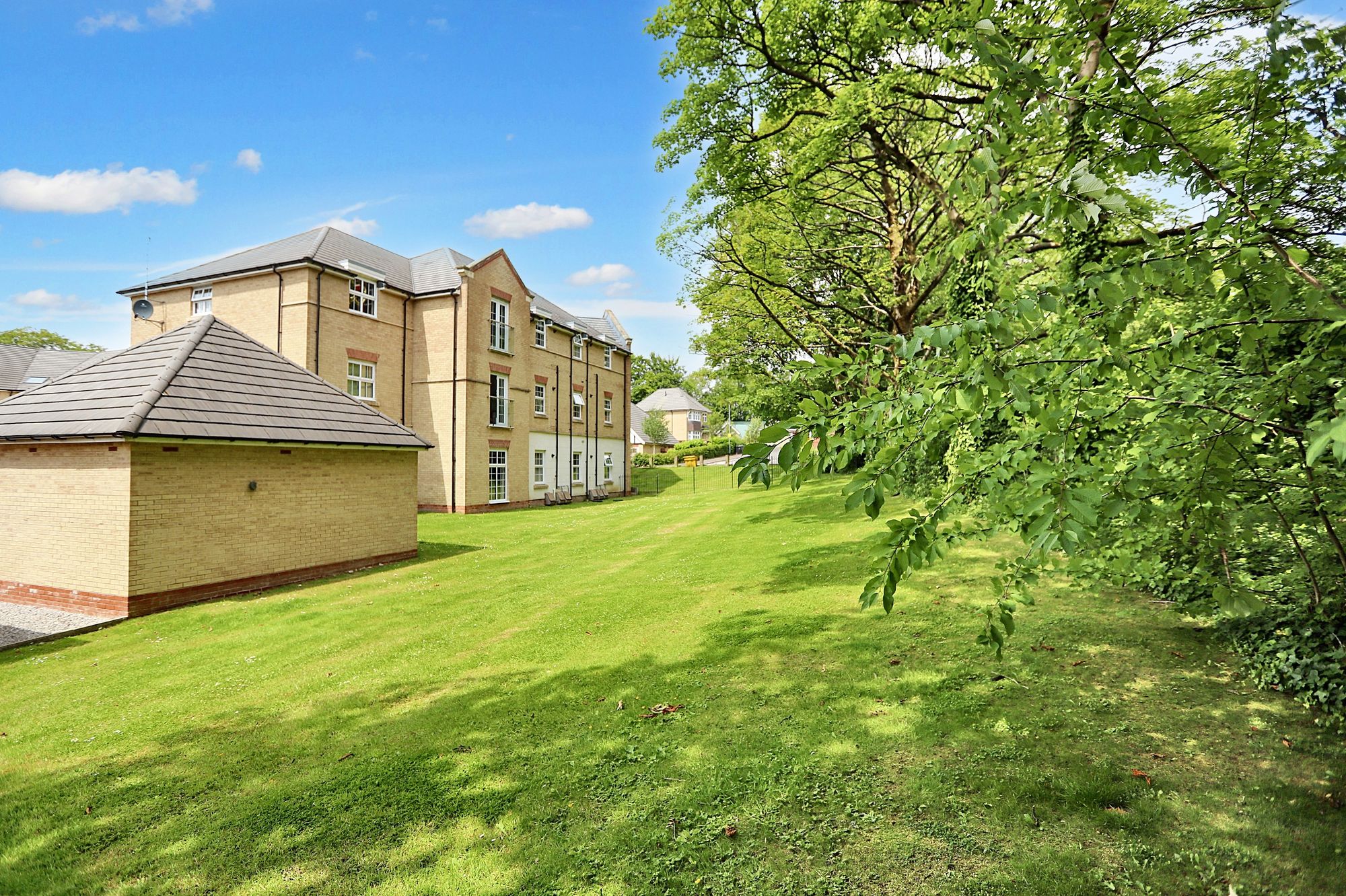 Images for Baytree Court, Prestwich, M25
