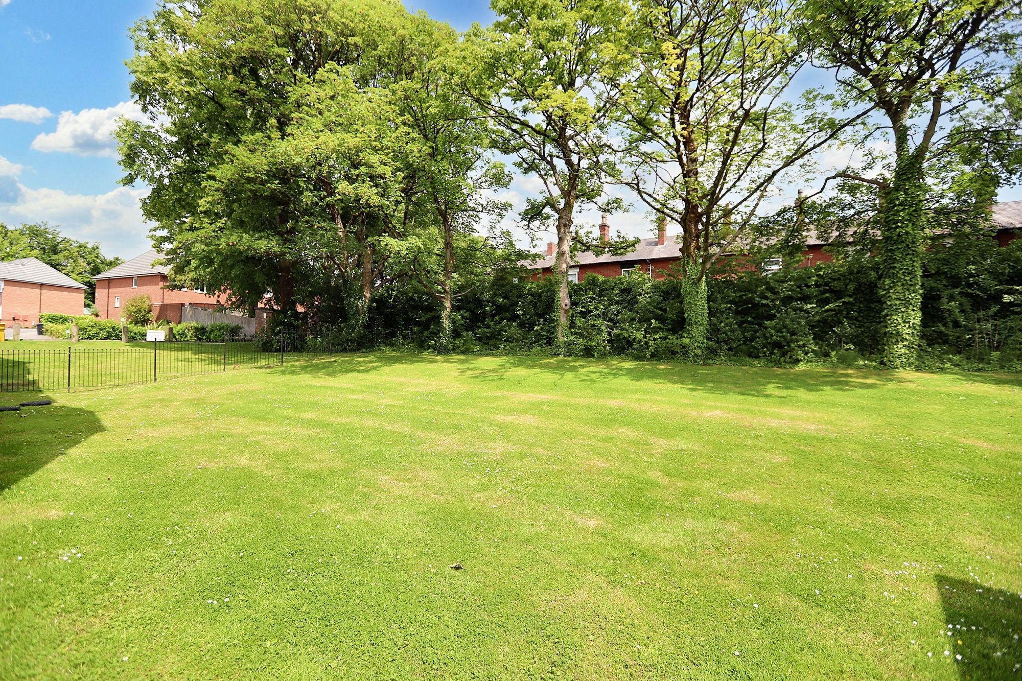 Images for Baytree Court, Prestwich, M25