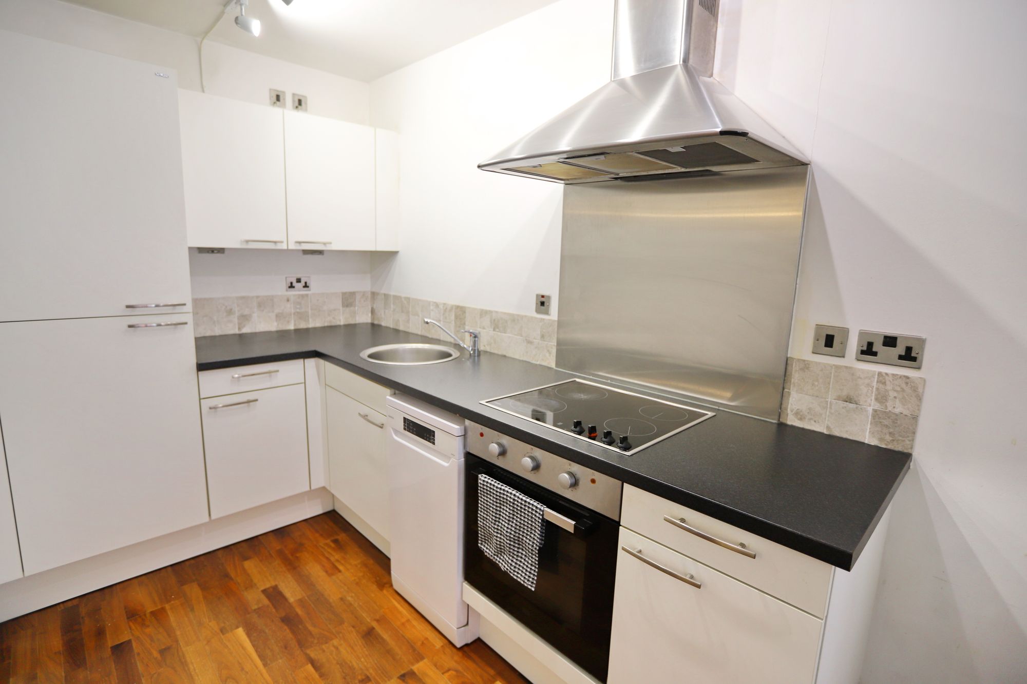 Images for Longfield Centre, Prestwich, M25