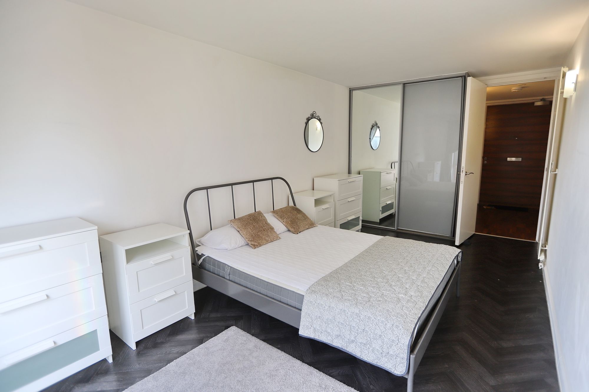 Images for Longfield Centre, Prestwich, M25